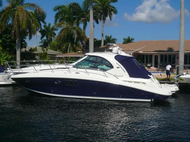 Rent a Sea Ray Boats cruiser in Washington, DC near me