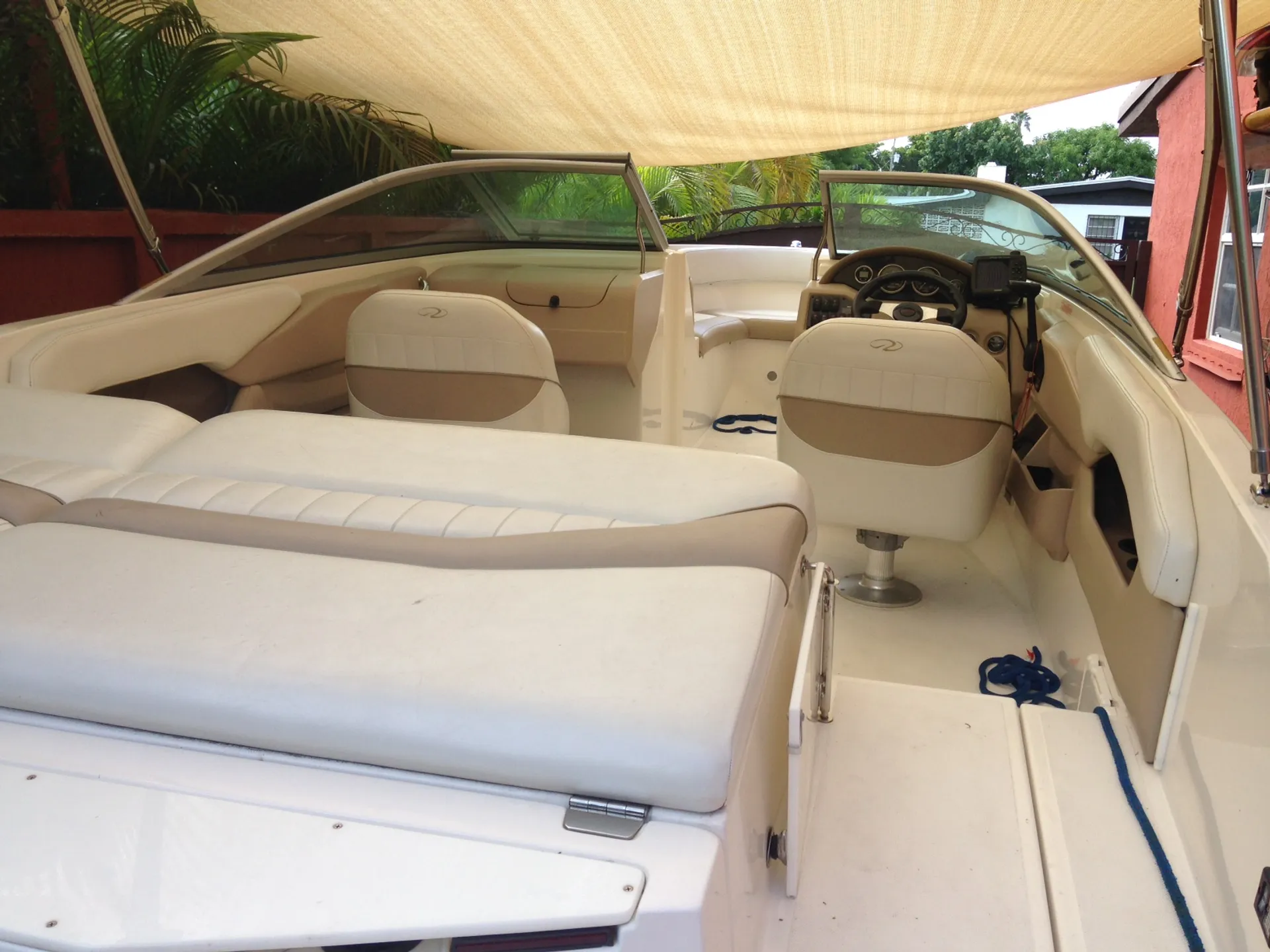 Regal Boats 2200 Volvo in MIAMI, FL — photo 2