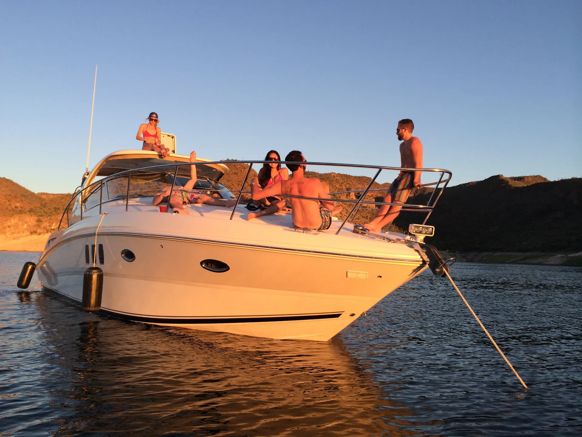 Sea Ray Boats 38 Sundancer in Phoenix, AZ — photo 3