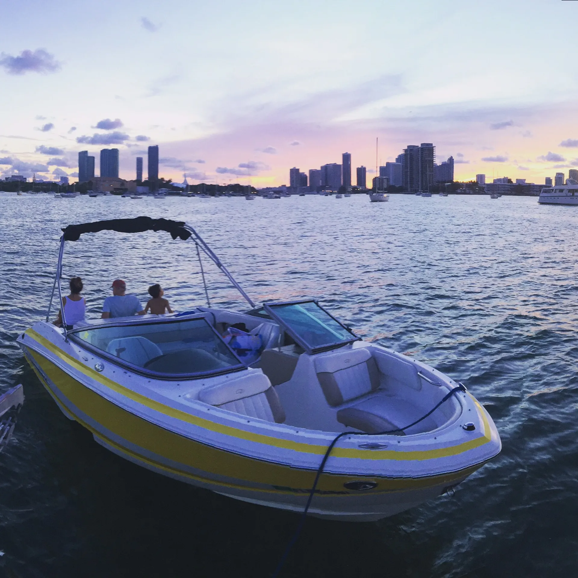 Regal Boats 2200 Volvo in MIAMI, FL — photo 3