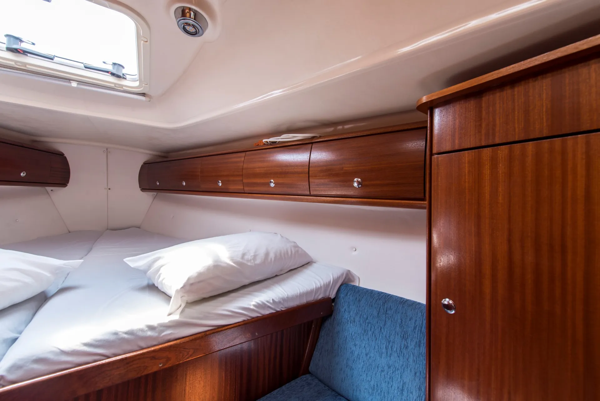 Bavaria 36 Bavaria 36 in Lefkada, Peloponnisos Dytiki Ellada ke Ionio — photo 7