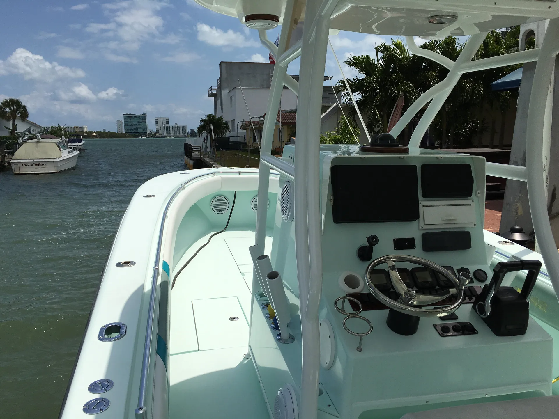 Contender Boats 31 Fish Around w/2-250HP in Miami, FL — photo 7