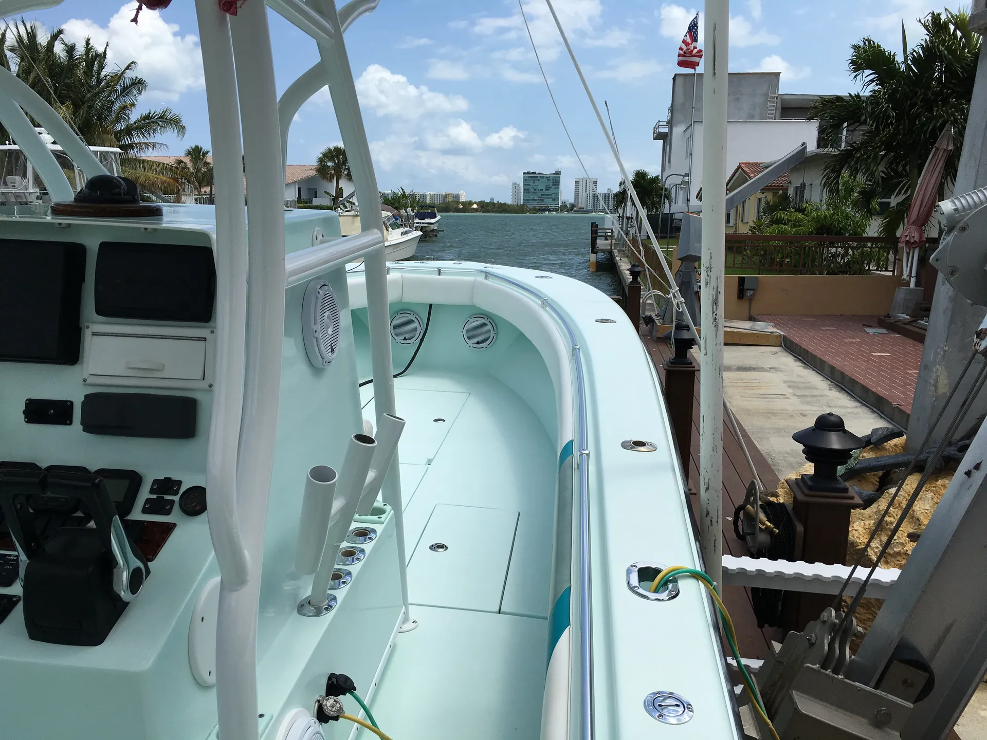 Contender Boats 31 Fish Around w/2-250HP in Miami, FL — photo 8