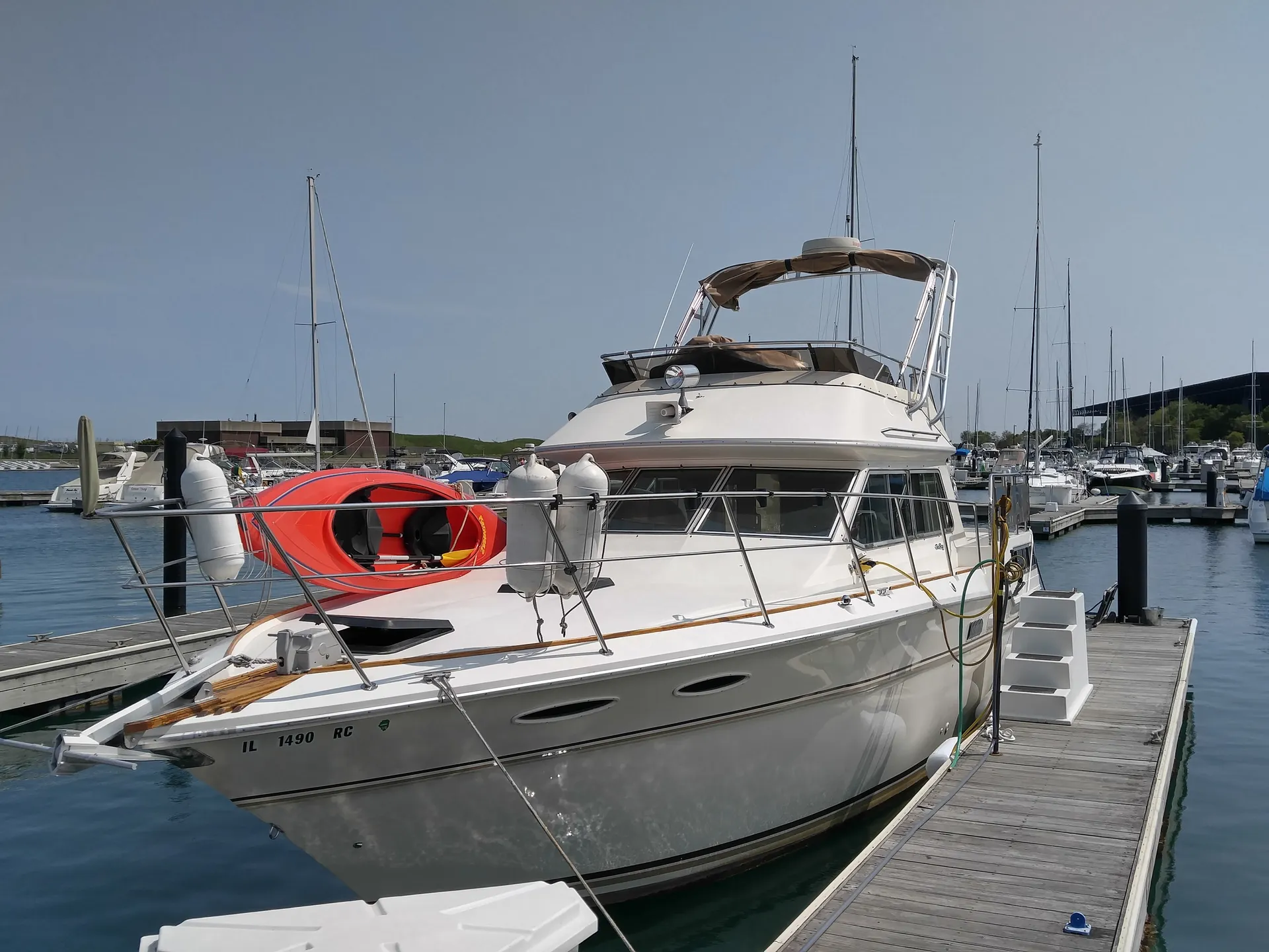 Sea Ray Boats 355 TAC in Chicago, IL — photo 2