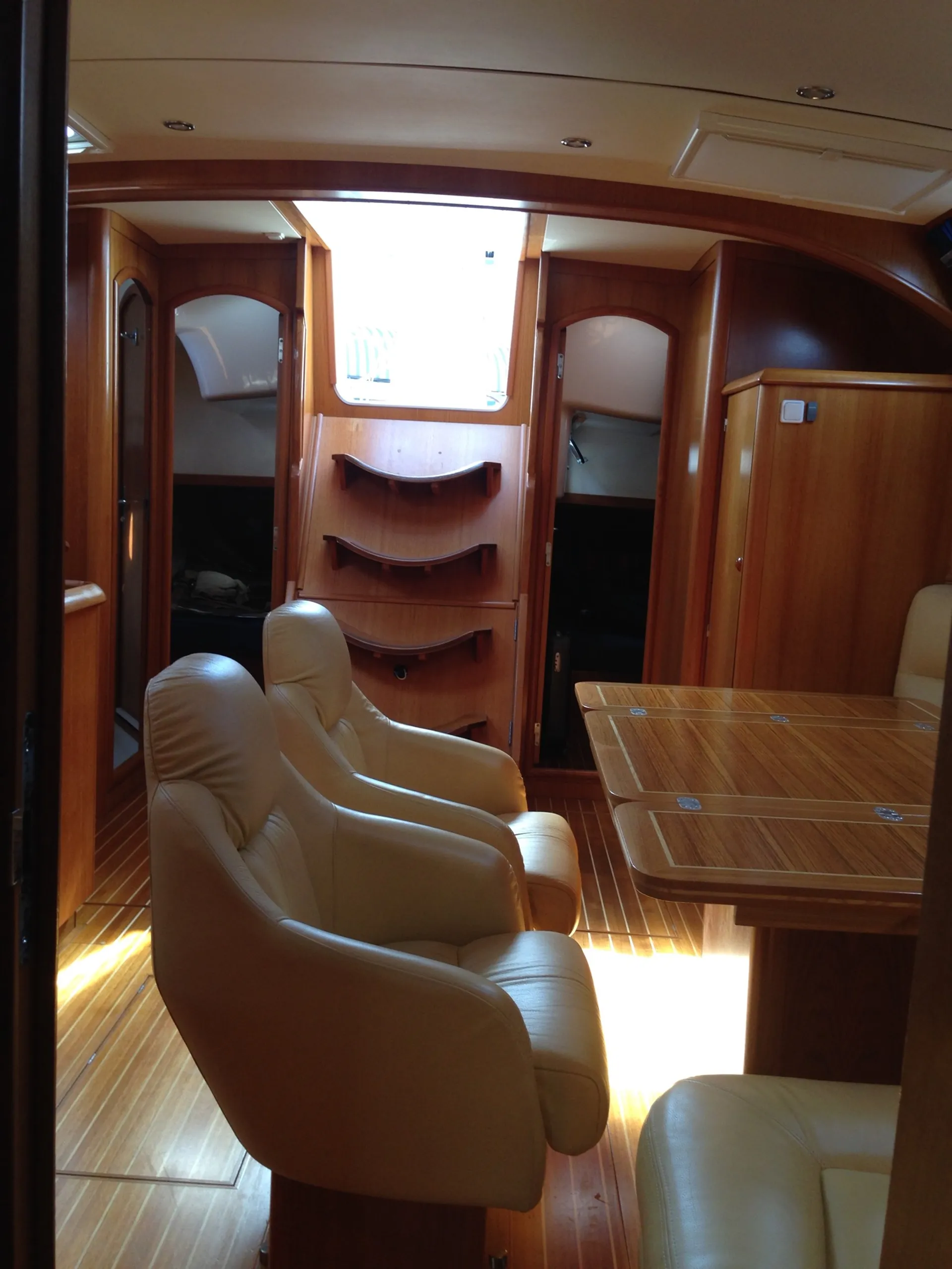 Elegant and smooth cruiser. Sleek yet roomy.