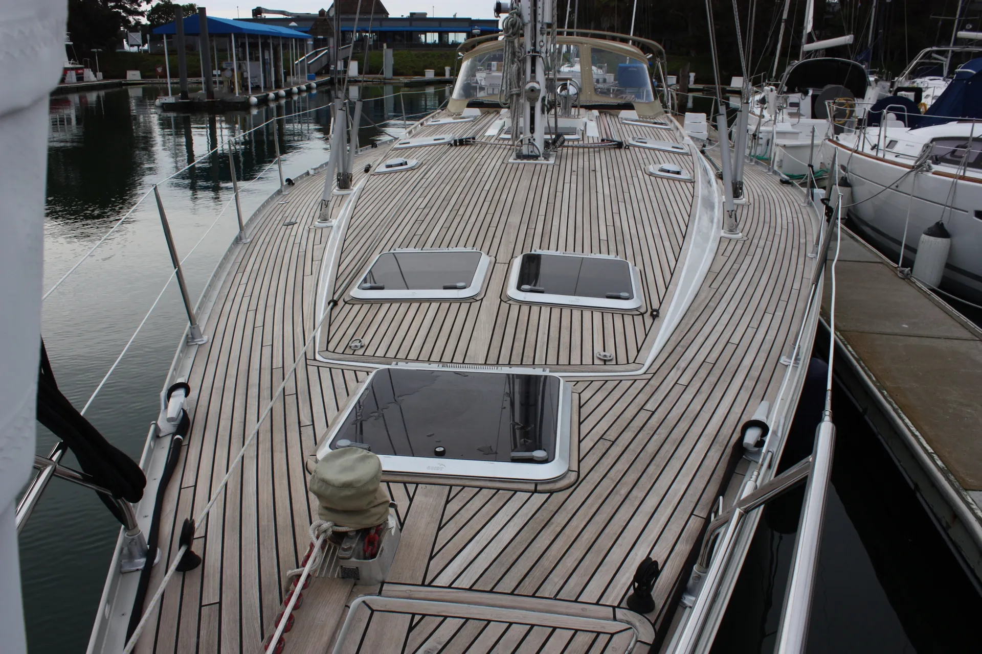Elegant and smooth cruiser. Sleek yet roomy.