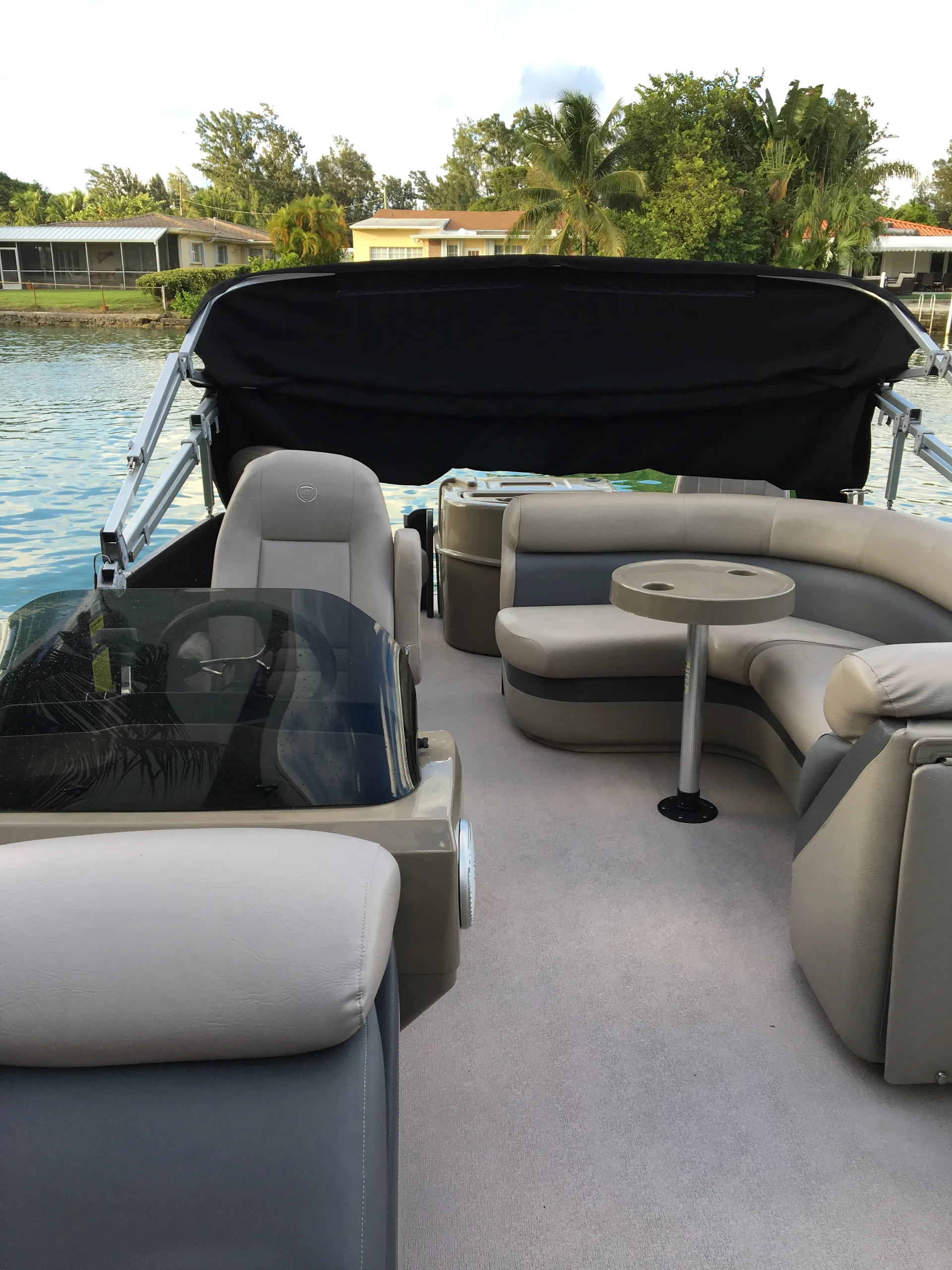 Premier Marine 221 Gemini RE in Hollywood, FL — photo 6