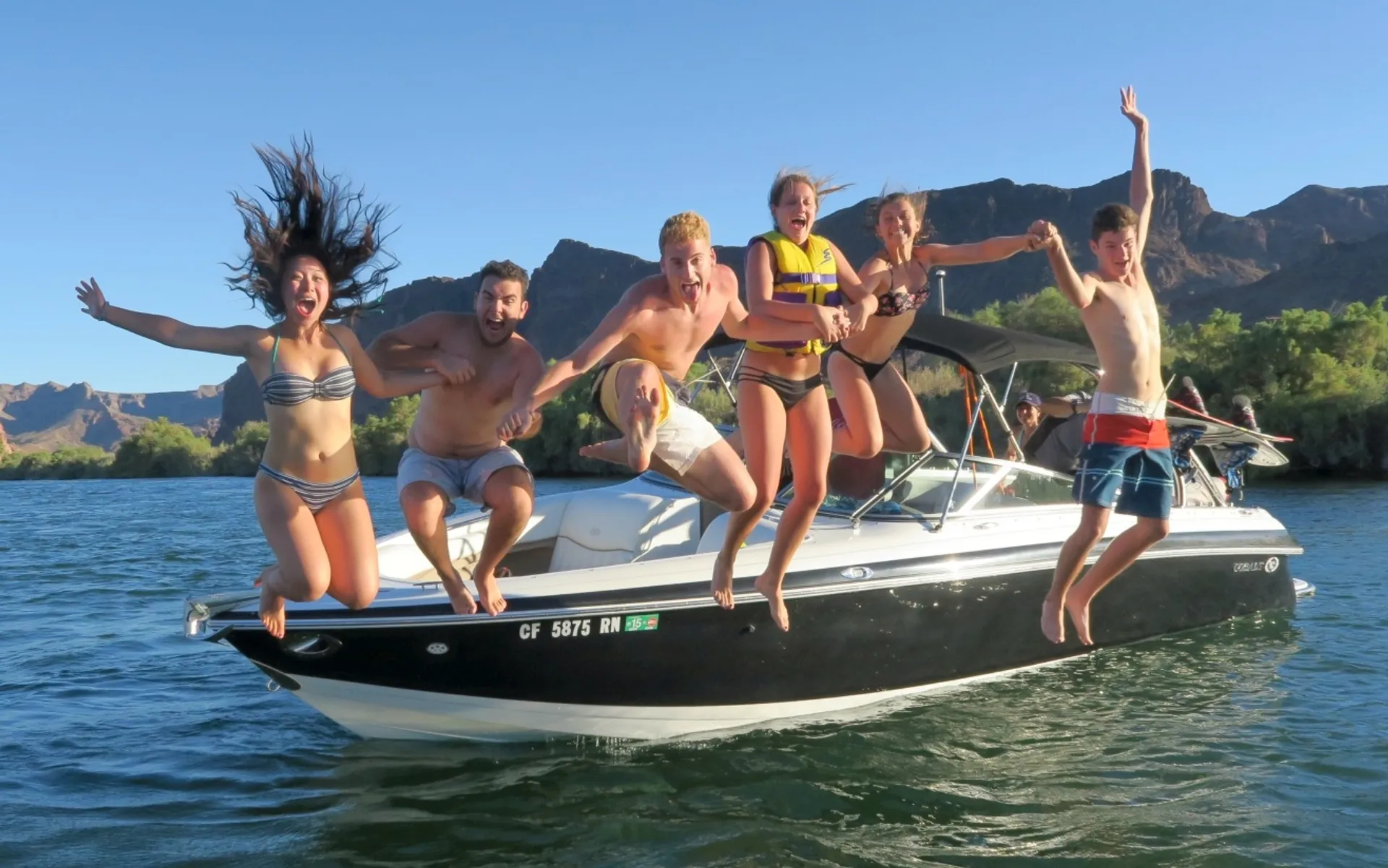 Cobalt 26 ft 425 hp Bowrider Bentley of runabouts