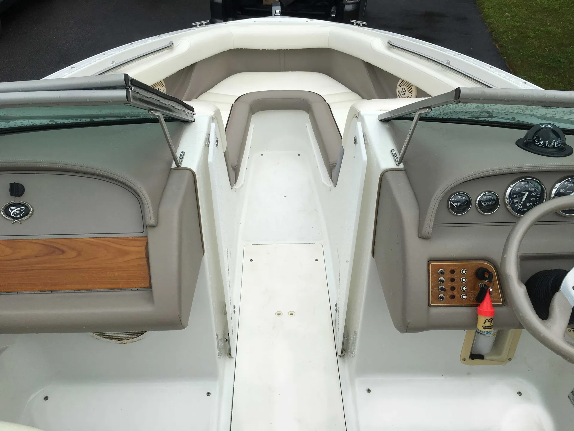 Cobalt Boats 226 in Wolfeboro, NH — photo 2