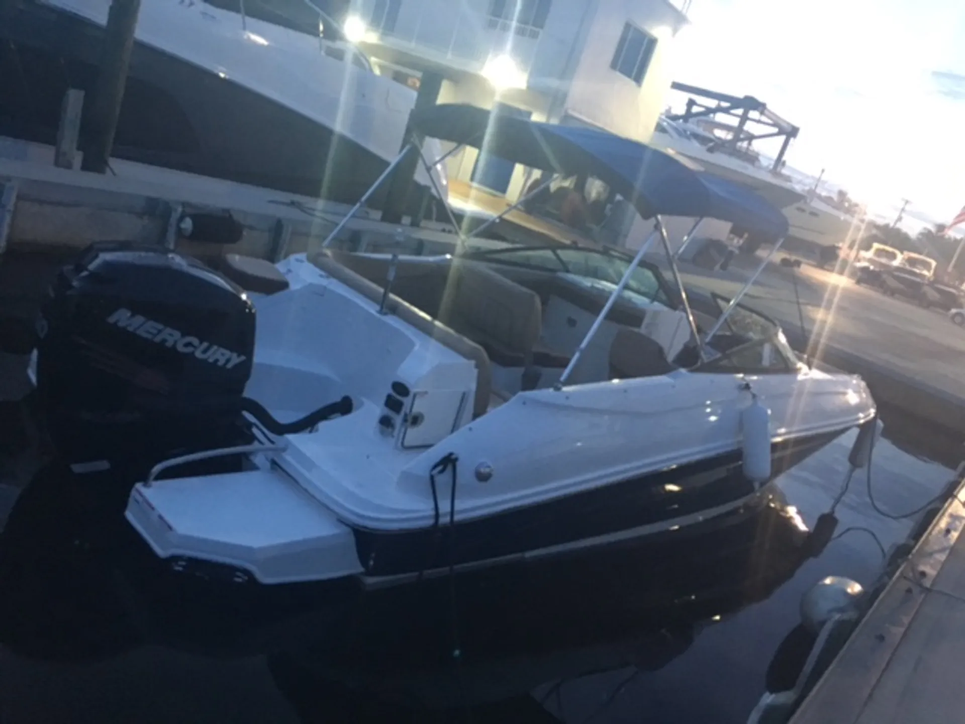 2016 New Searay 24ft 250 Mercruiser Verado engine