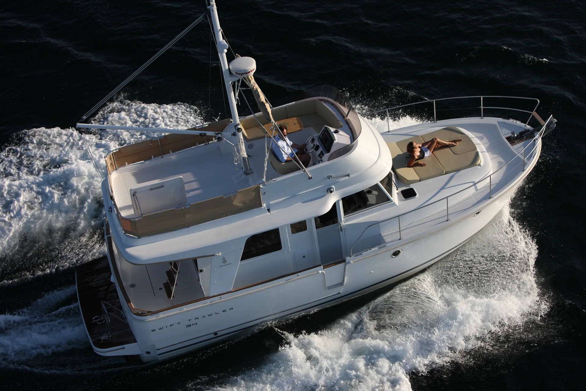 Beneteau USA Swift Trawler 34 in Oakland, CA — photo 5