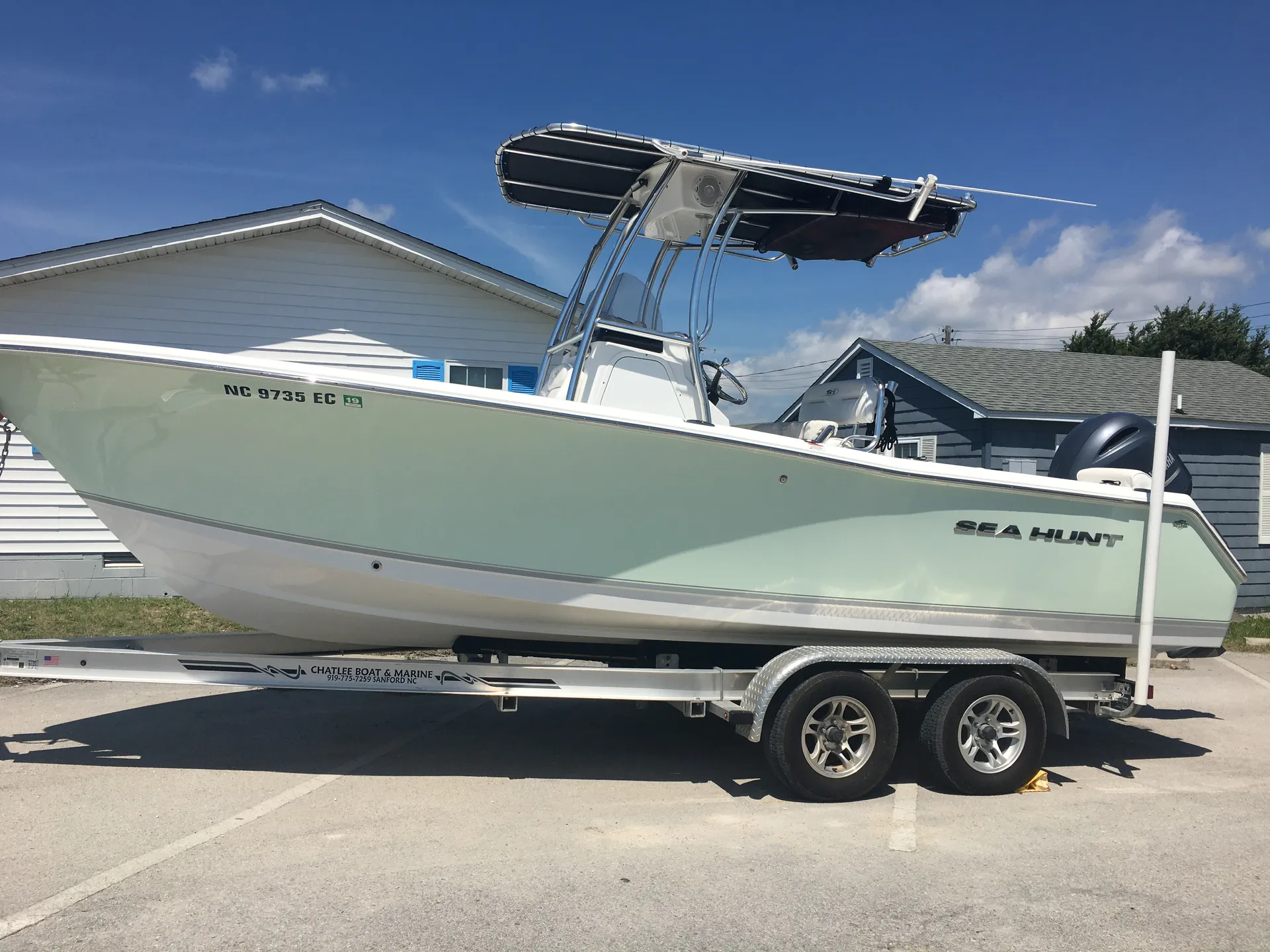 2016 Sea Hunt 225 triton ... Fish on