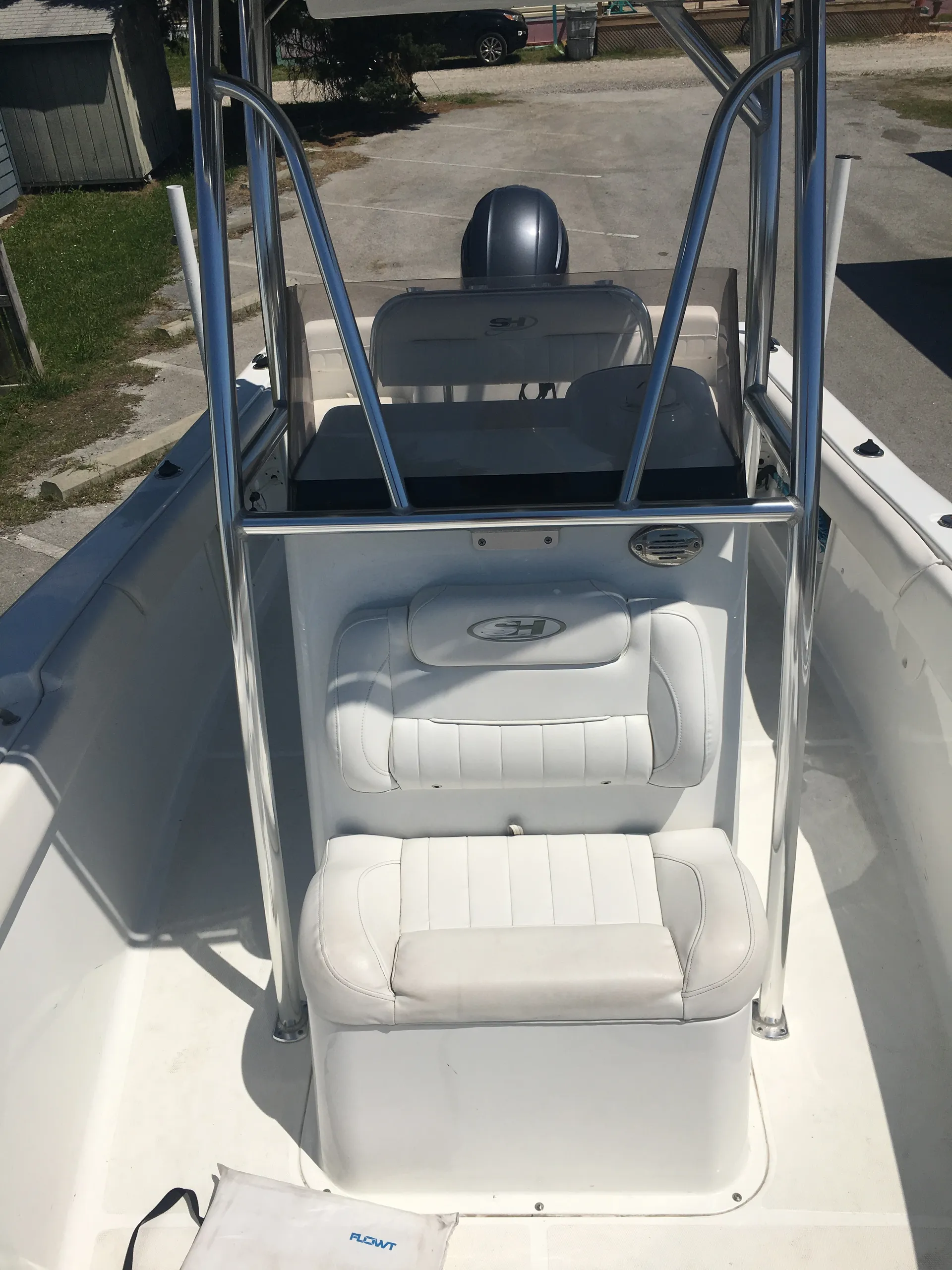 2016 Sea Hunt 225 triton ... Fish on