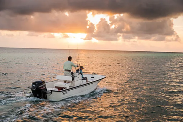 Rent a Boston Whaler deck boat in Avalon, NJ near me