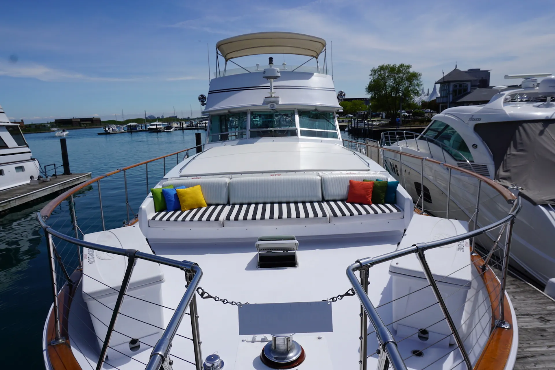 Chris Craft 68 Roamer in Chicago, IL — photo 10