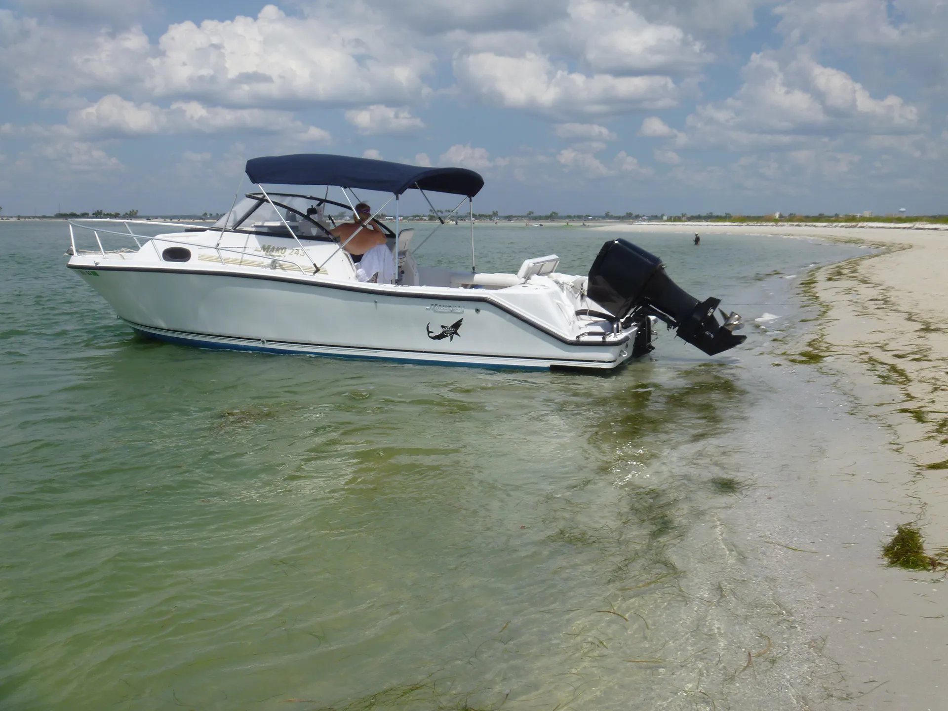 Mako Marine 243 Walkaround in Palm Harbor, FL — photo 3