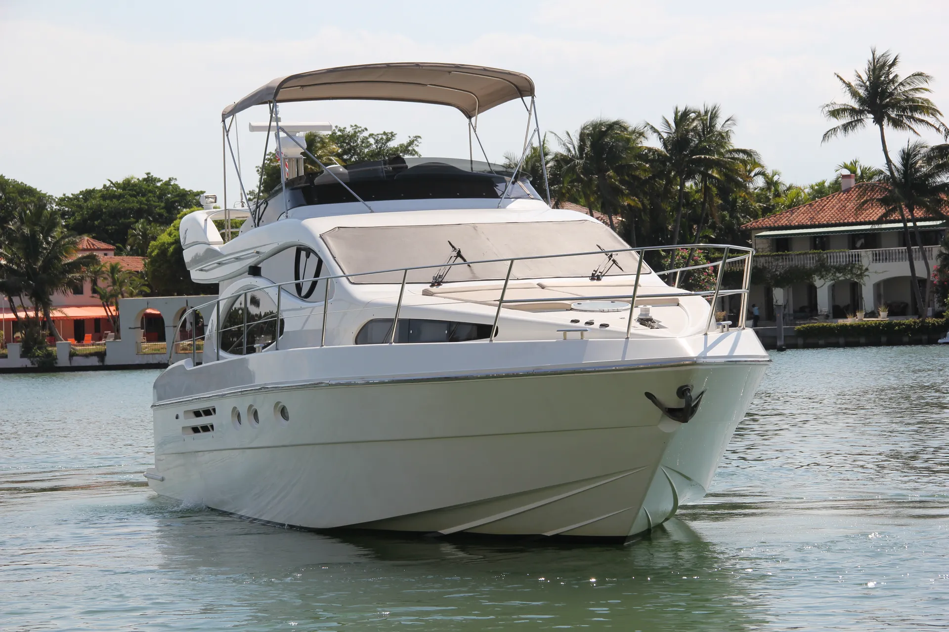 Azimut Yachts 46 in Miami Beach, FL — photo 4