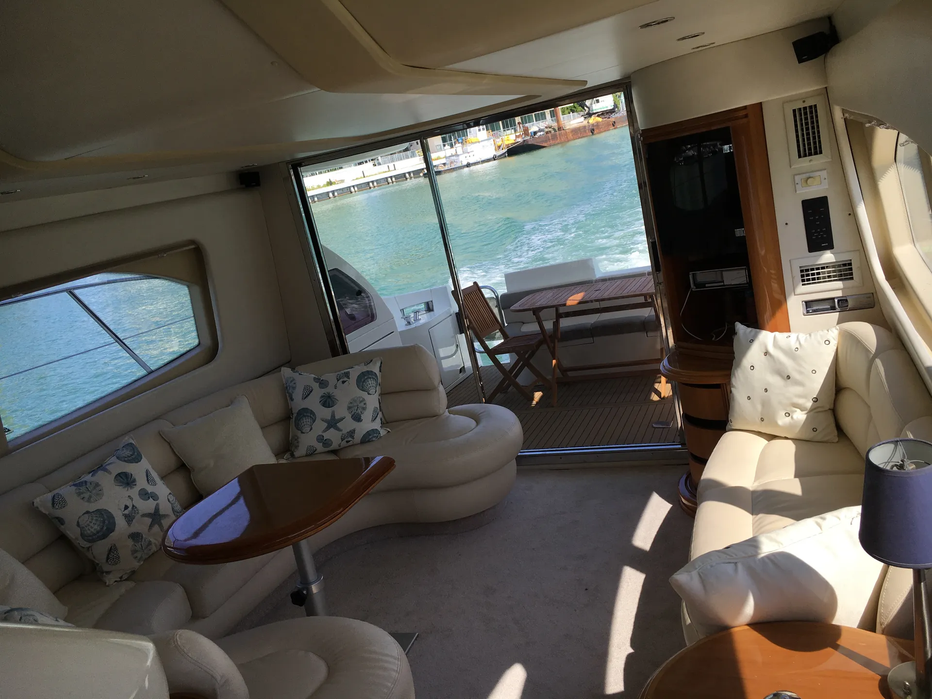 Azimut Yachts 46 in Miami Beach, FL — photo 10