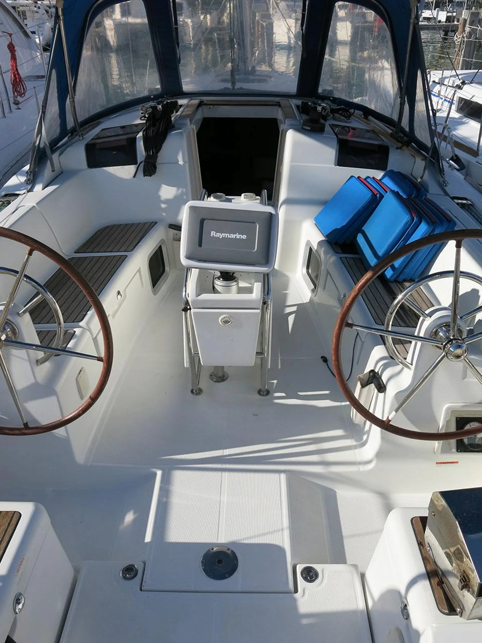 Jeanneau Sailboats Sun Odyssey 409 in Cabo Rojo, Cabo Rojo — photo 6