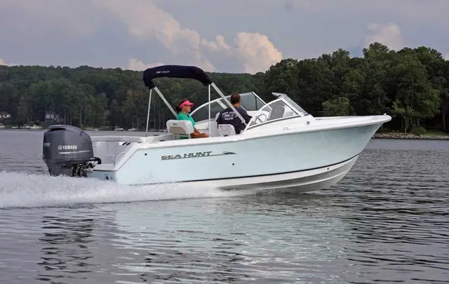 Rent a Sea Hunt Boats dual console in Berkeley Township, NJ near me