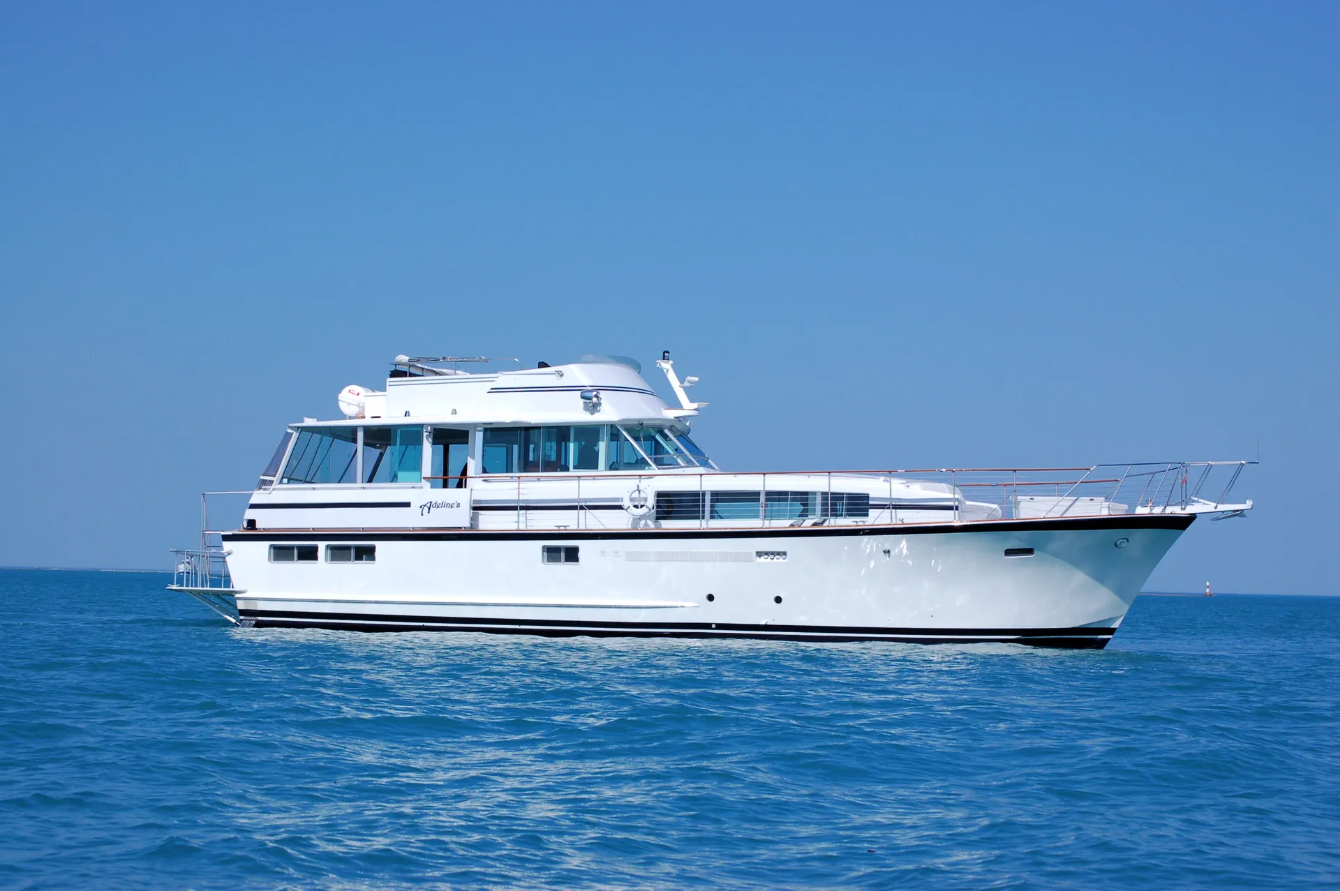 Chris Craft 68 Roamer in Chicago, IL — photo 9