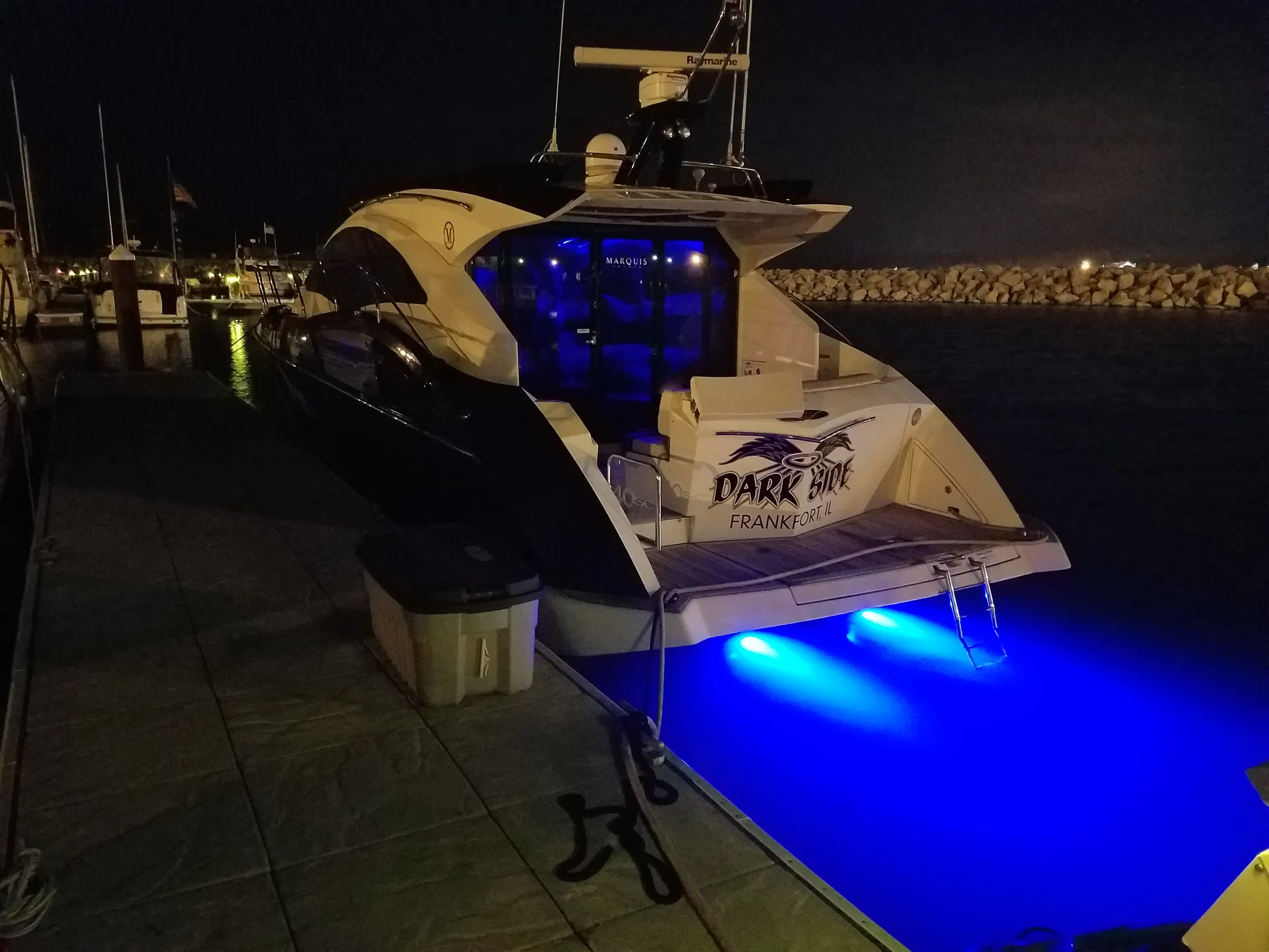 Marquis Yachts 420 Sport Coupe in Chicago, IL — photo 2