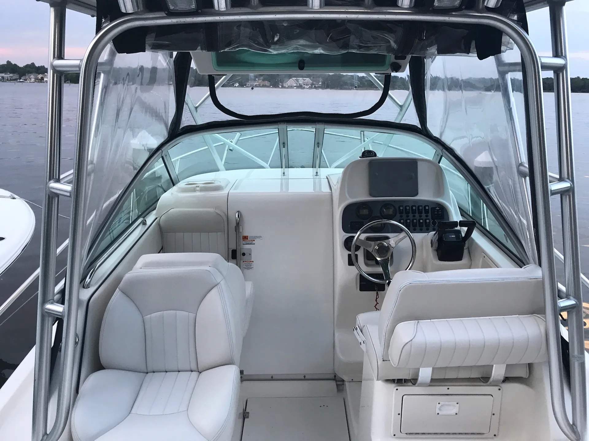 Robalo 265 WA W/2-225 4-S in Beachwood, NJ — photo 2