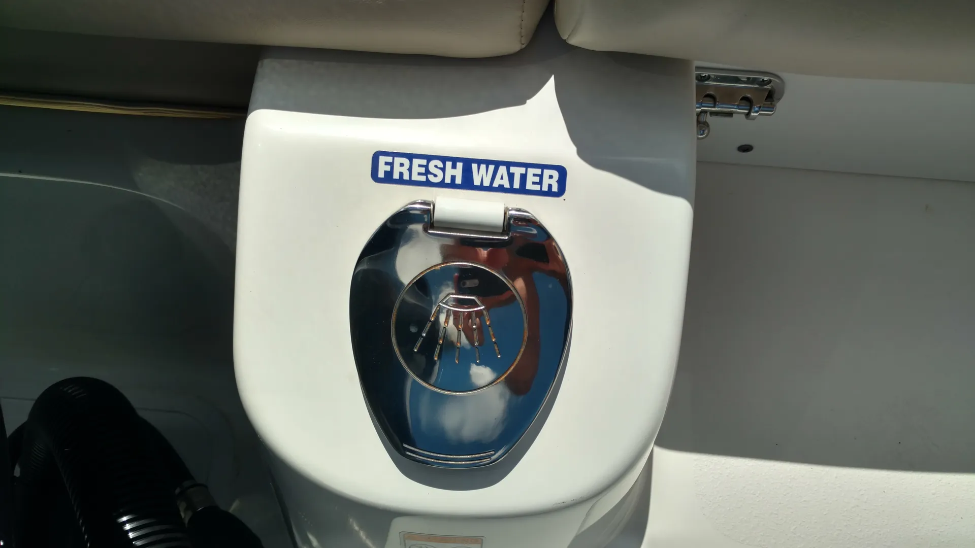 2017 Nautic Star Center Console