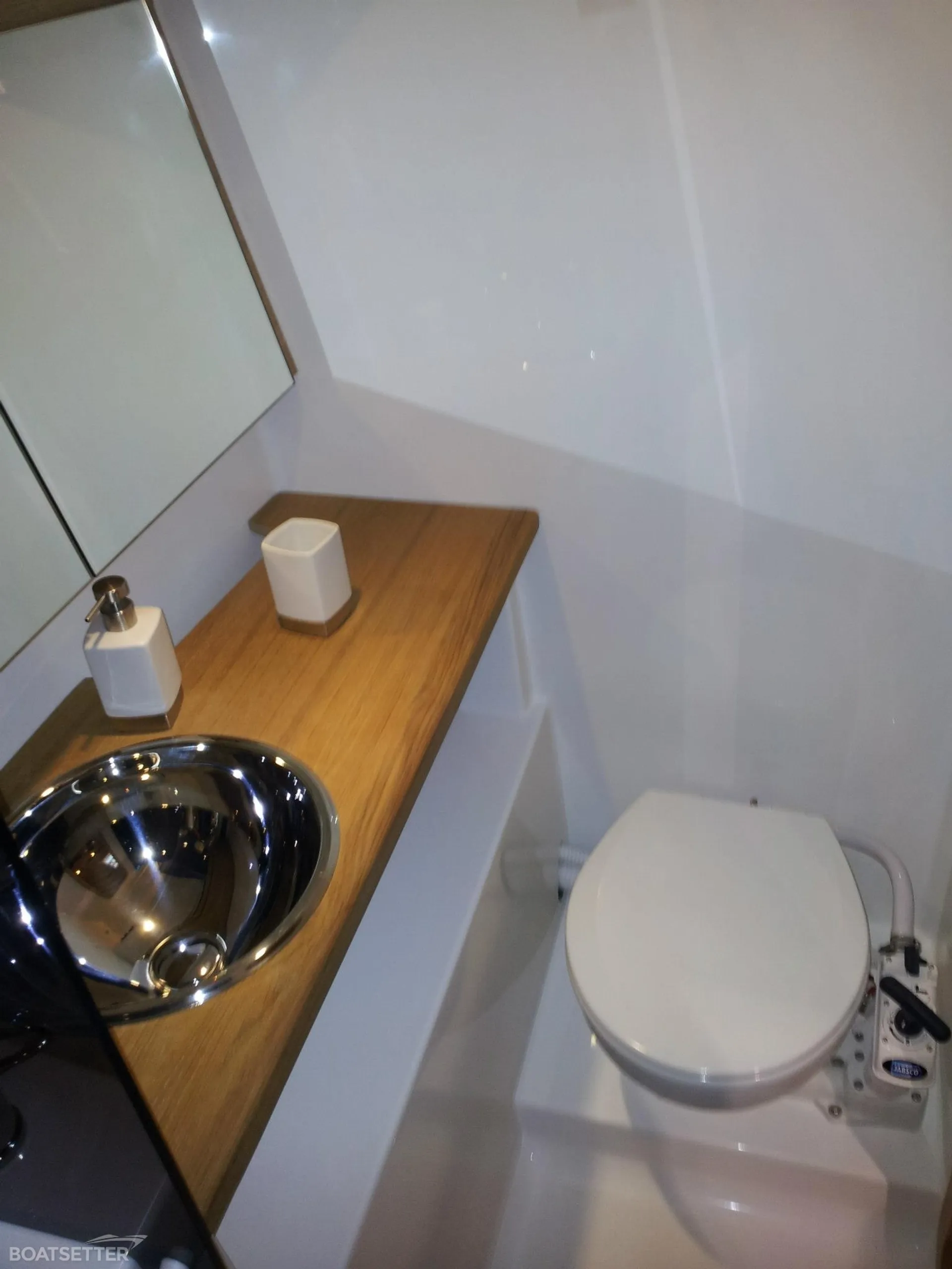 Dufour D410 Grand Large in Reggio Calabria, Calabria — photo 9