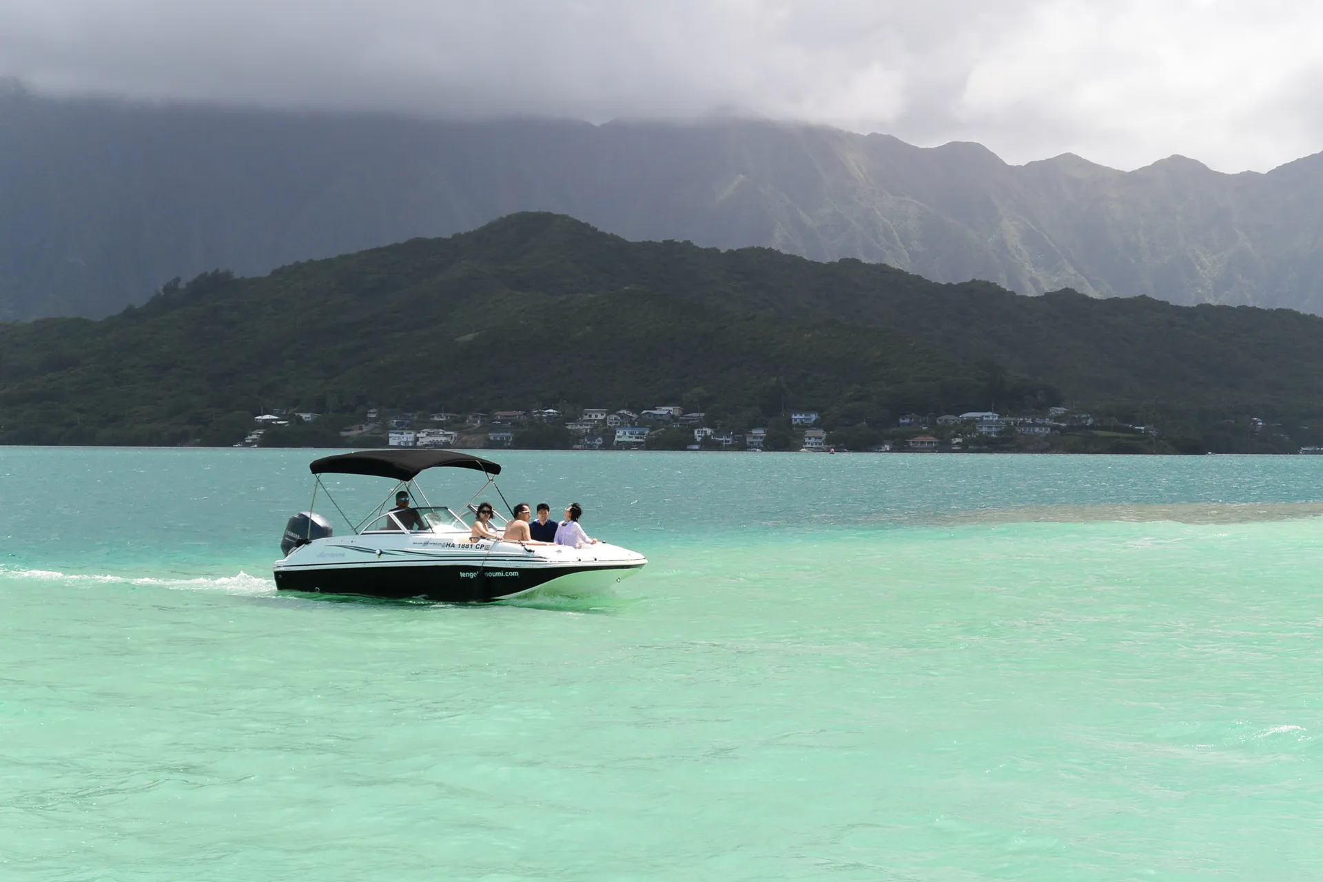 Hurricane Boats SD 187 in Honolulu County, HI — photo 2