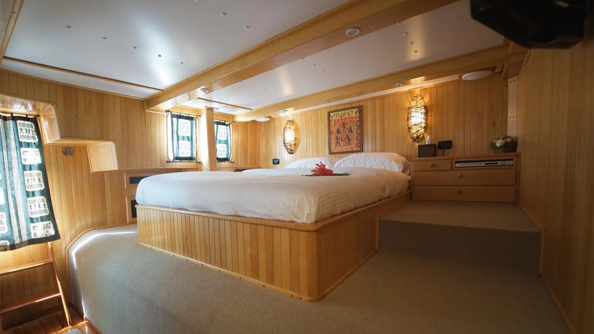 Colin Archer N/A in Phuket, จ.ภูเก็ต — photo 5