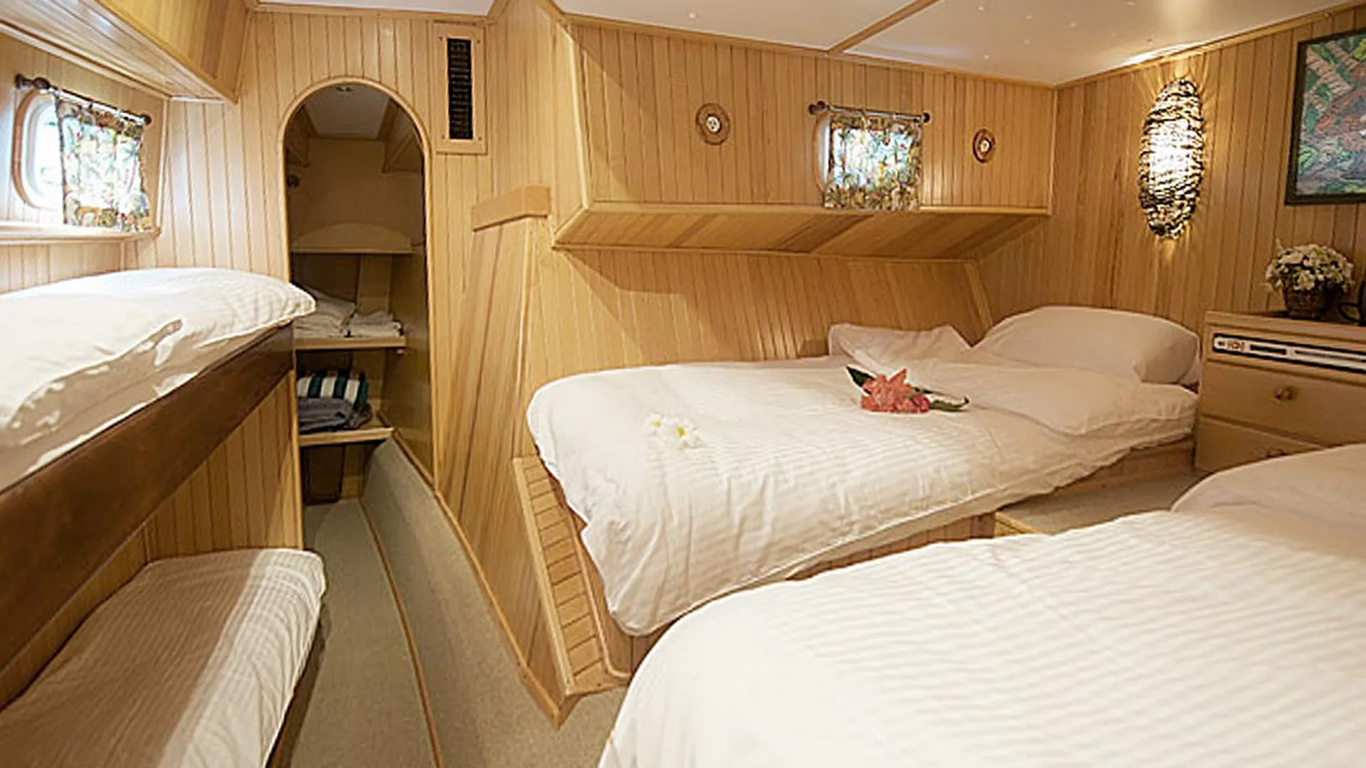 Colin Archer N/A in Phuket, จ.ภูเก็ต — photo 7