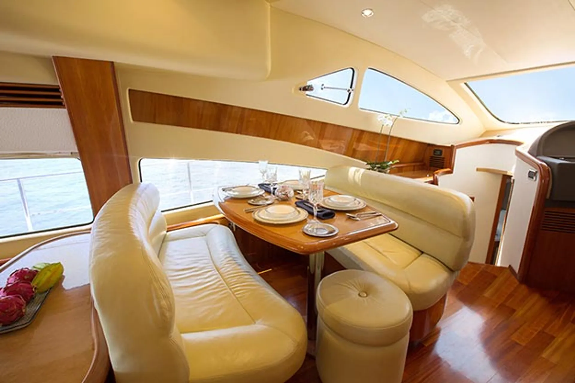 Aicon Yachts Sport Cruiser in Sukawati, Bali — photo 3