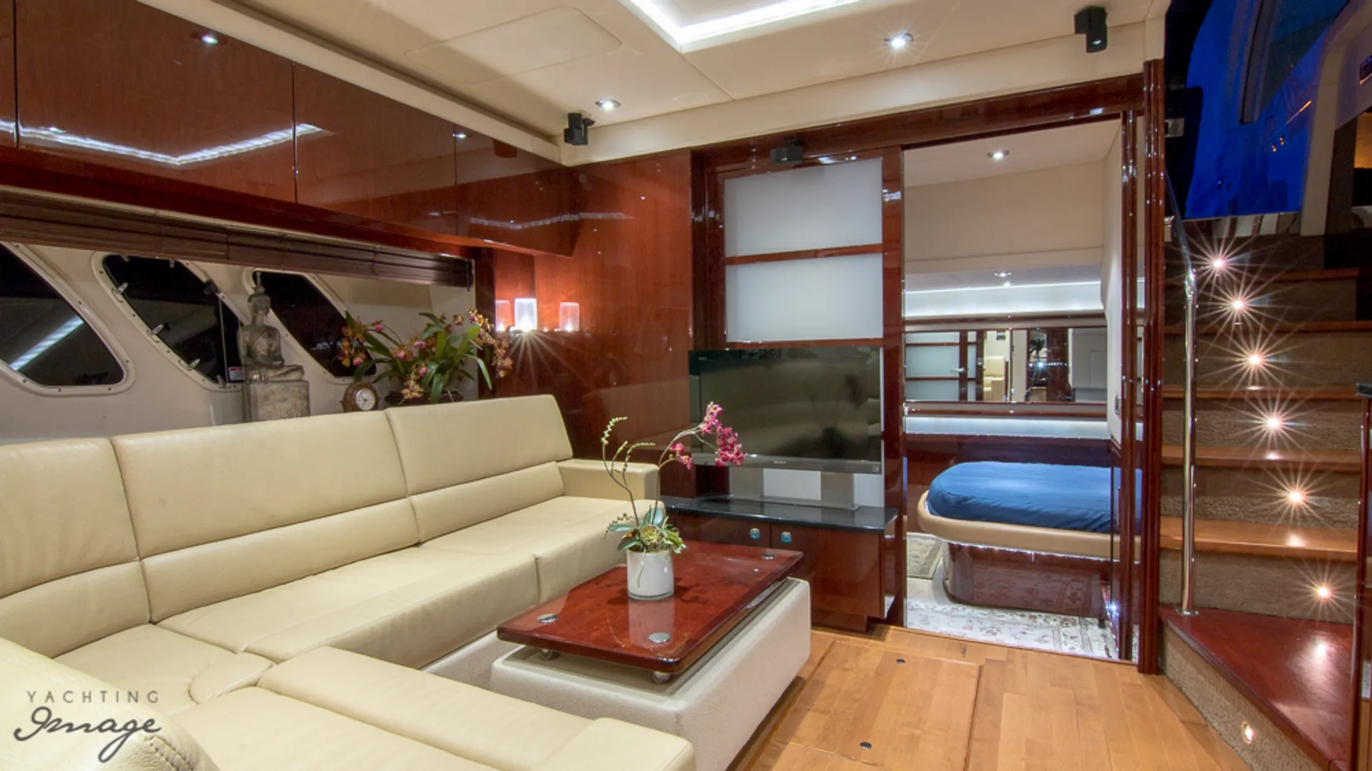 Sea Ray Sundancer in Miami, FL — photo 4