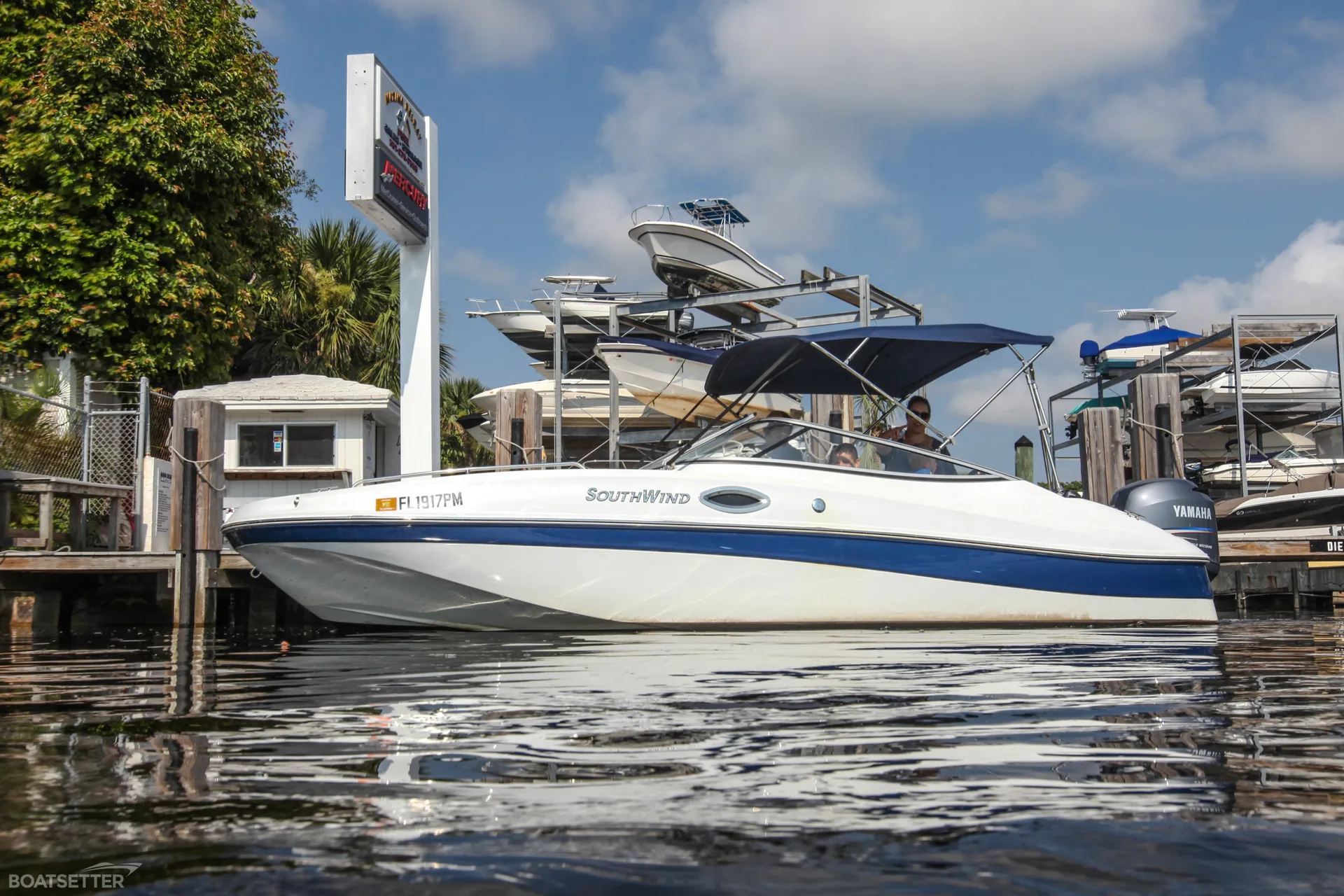 Southwind 212 Sport Deck in Hypoluxo, FL — photo 2