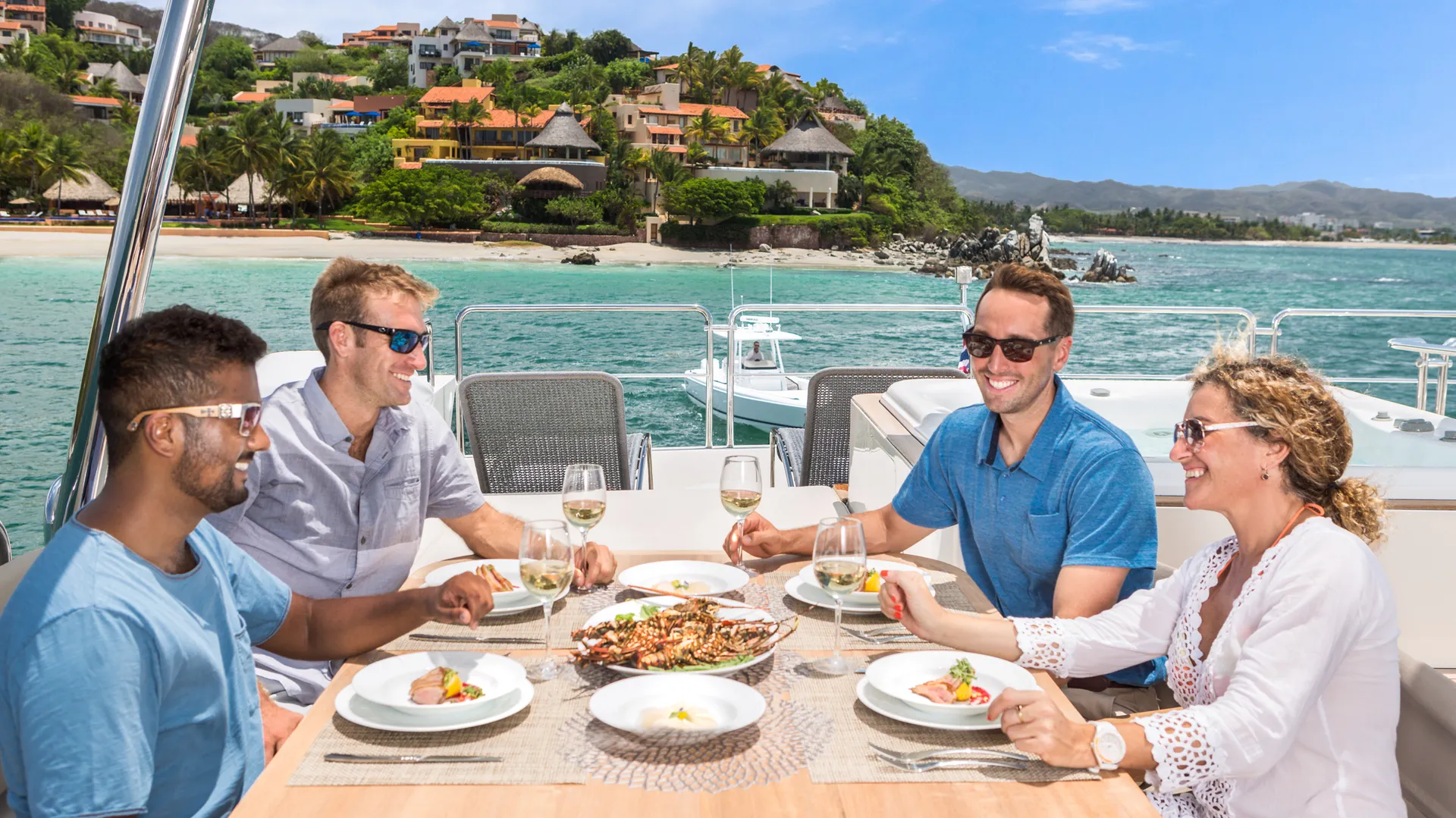 Azimut 105 in La Cruz de Huanacaxtle, Nay. — photo 3