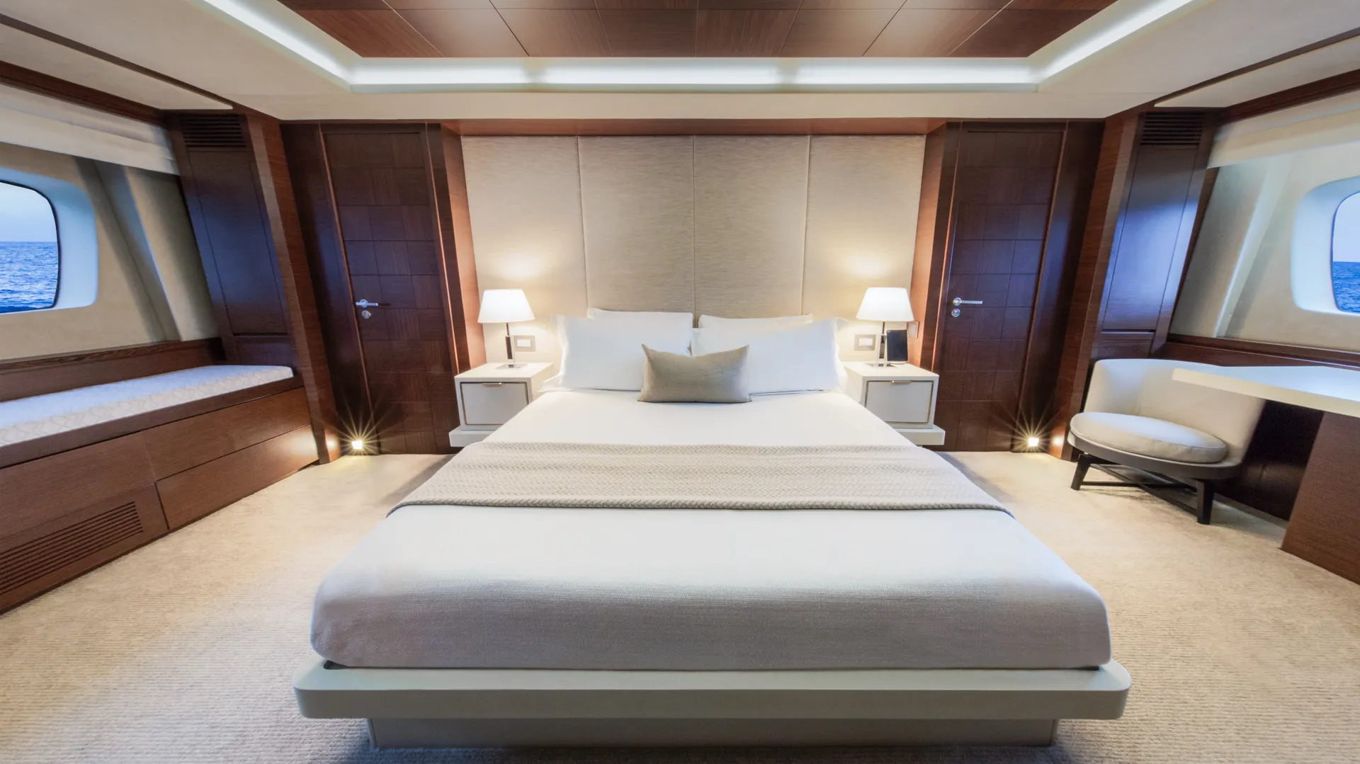 Azimut 105 in La Cruz de Huanacaxtle, Nay. — photo 9