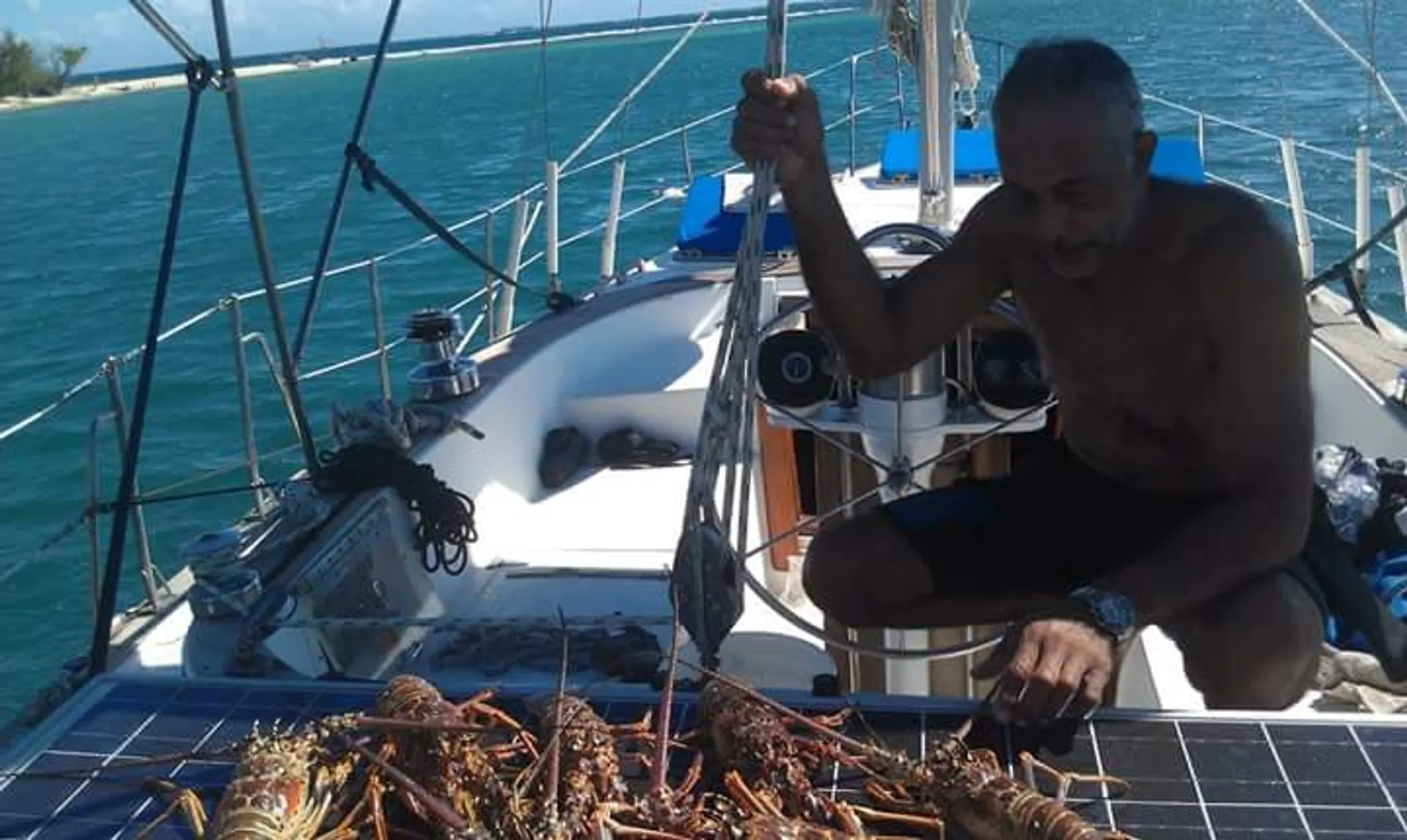 Endeavour 42 Center Cockpit in Montego Bay, St. James Parish — photo 3
