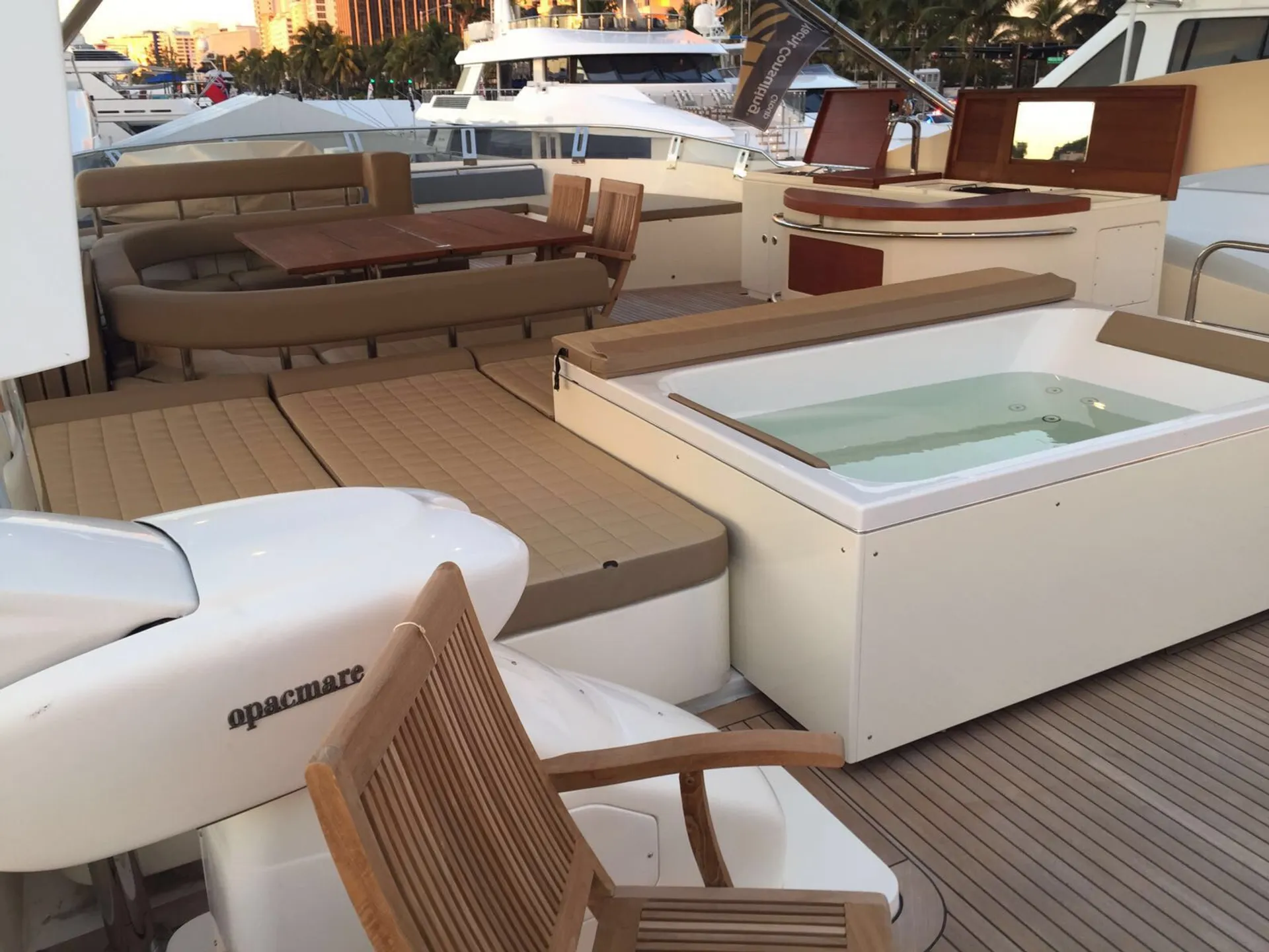 Aicon Yachts Sport Cruiser in Miami Beach, FL — photo 3