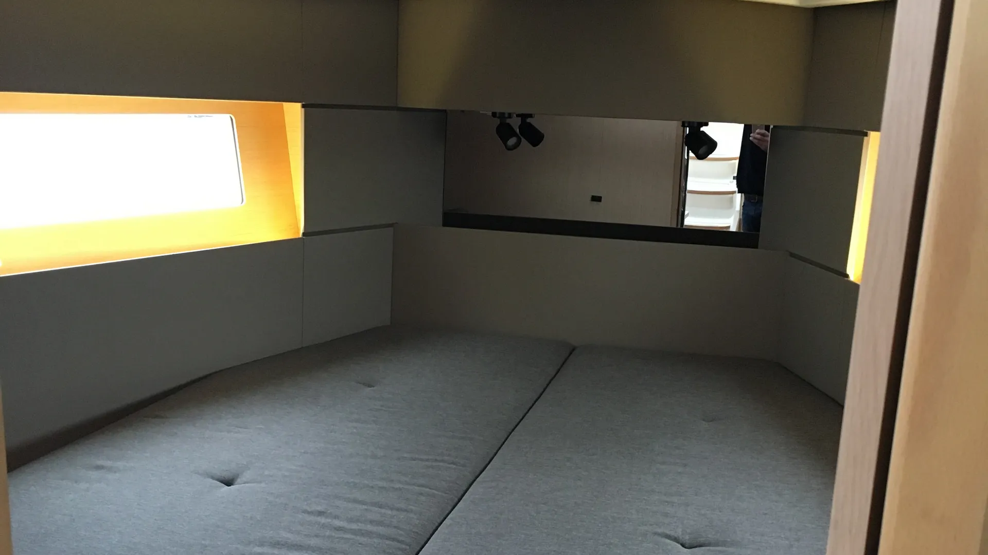 Beneteau Oceanis 38.1 in Barcelona, CT — photo 6