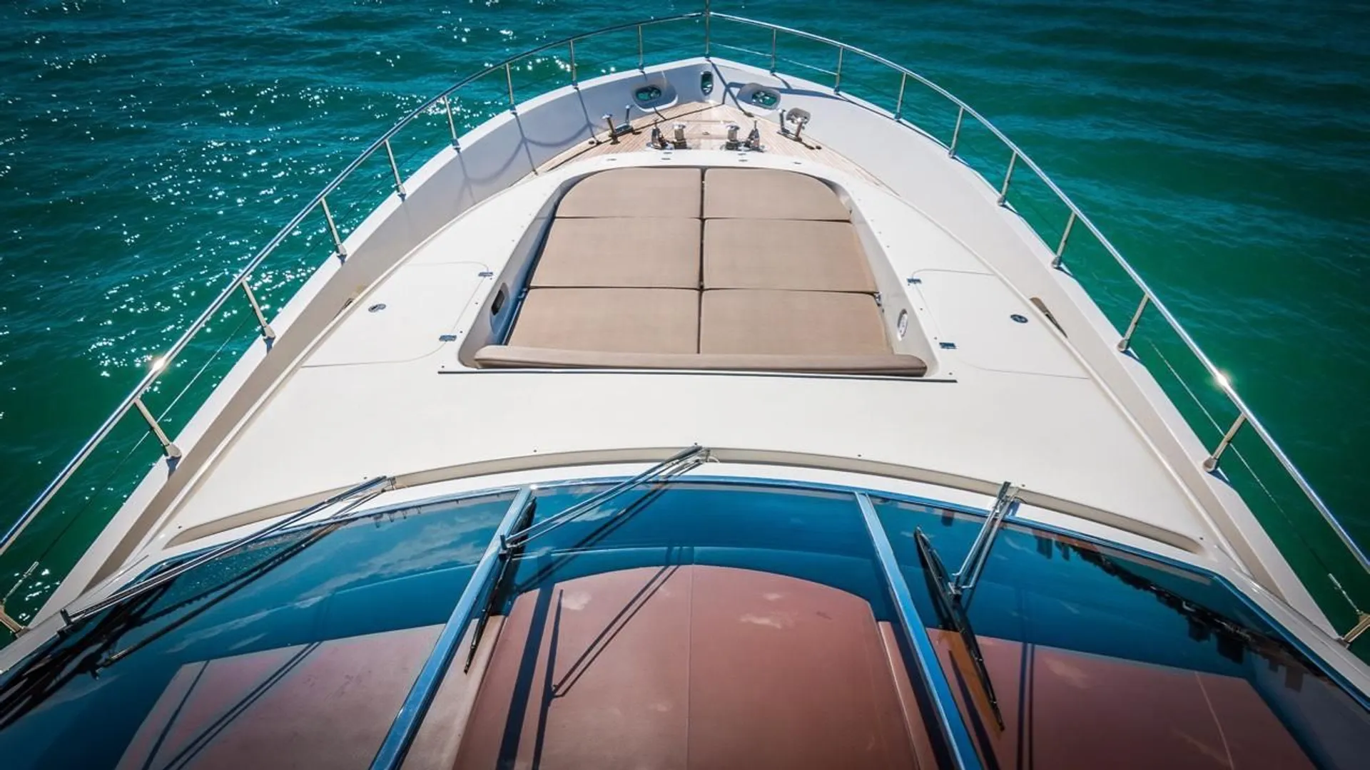 Leopard 89 in Miami, FL — photo 5