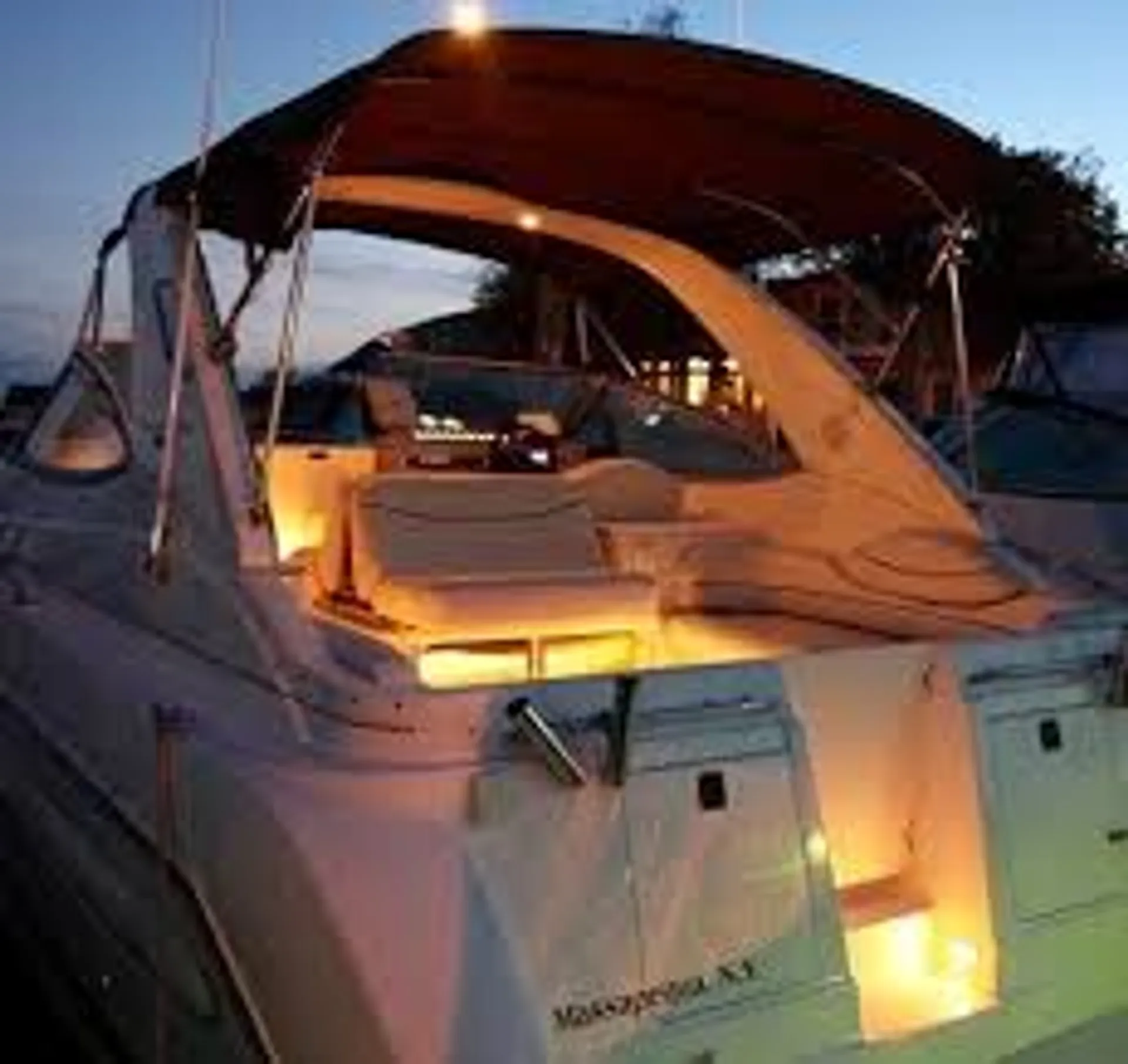 Maxum 3300 SE in Kirkland, WA — photo 5