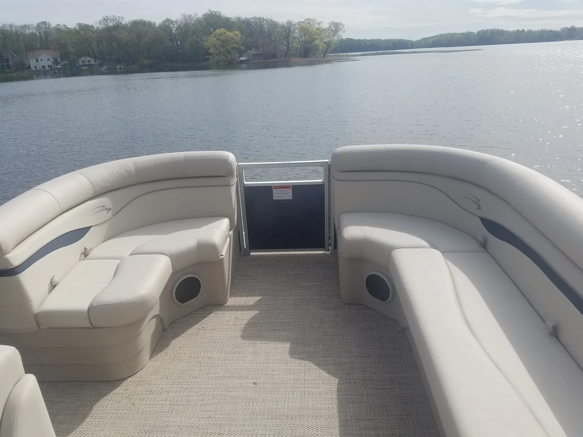 21' Bennington pontoon on Lake Sylvia!
