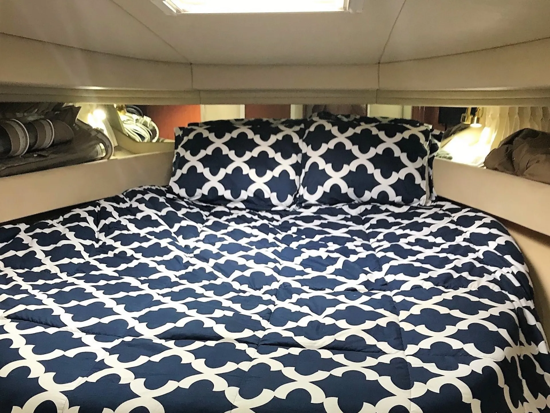 Cruise Fort Lauderdale in Style: Charter This Stunning 45' Sea Ray 