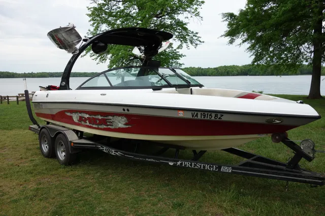 Rent a Malibu Boats ski and wakeboard in Bumpass, VA near me