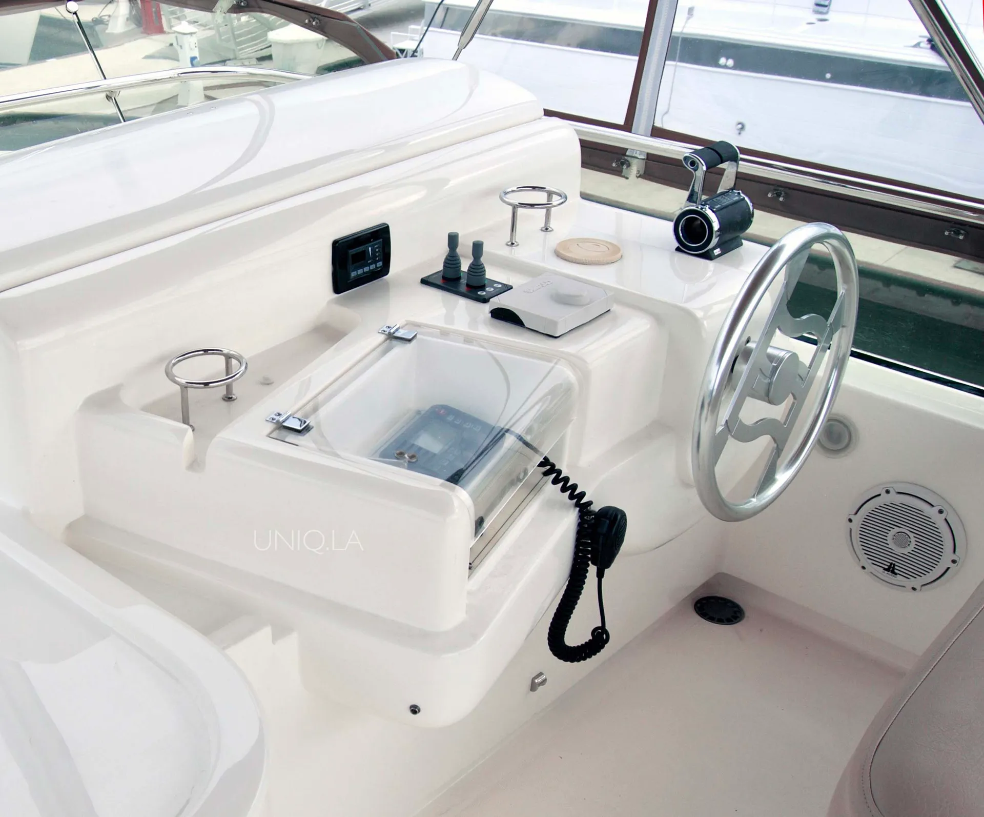 Feretti 620 in Marina del Rey, CA — photo 9