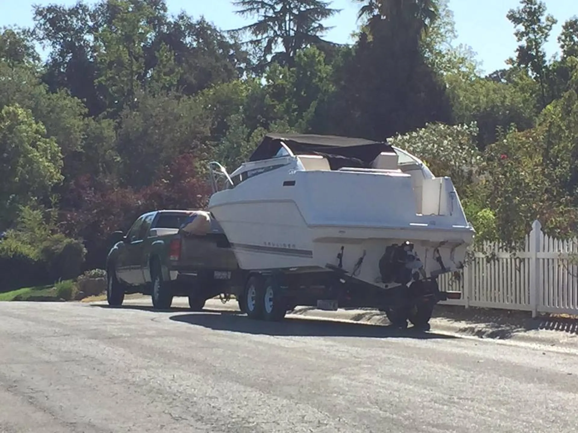 Bayliner 2355 Ciera Sunbridge in Fair Oaks, CA — photo 3