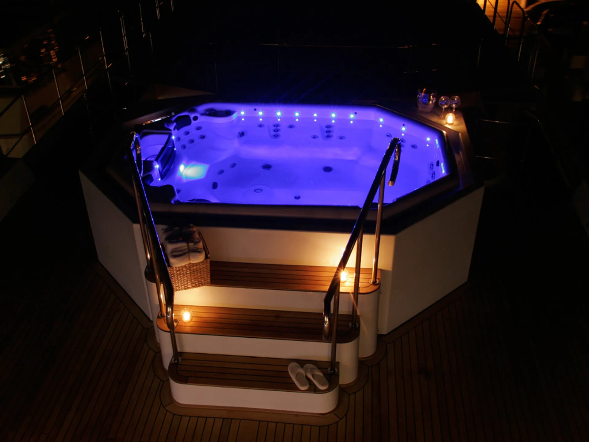 Other 145' Suncoast Marine Luxury Motor Yacht in Marina del Rey, CA — photo 5