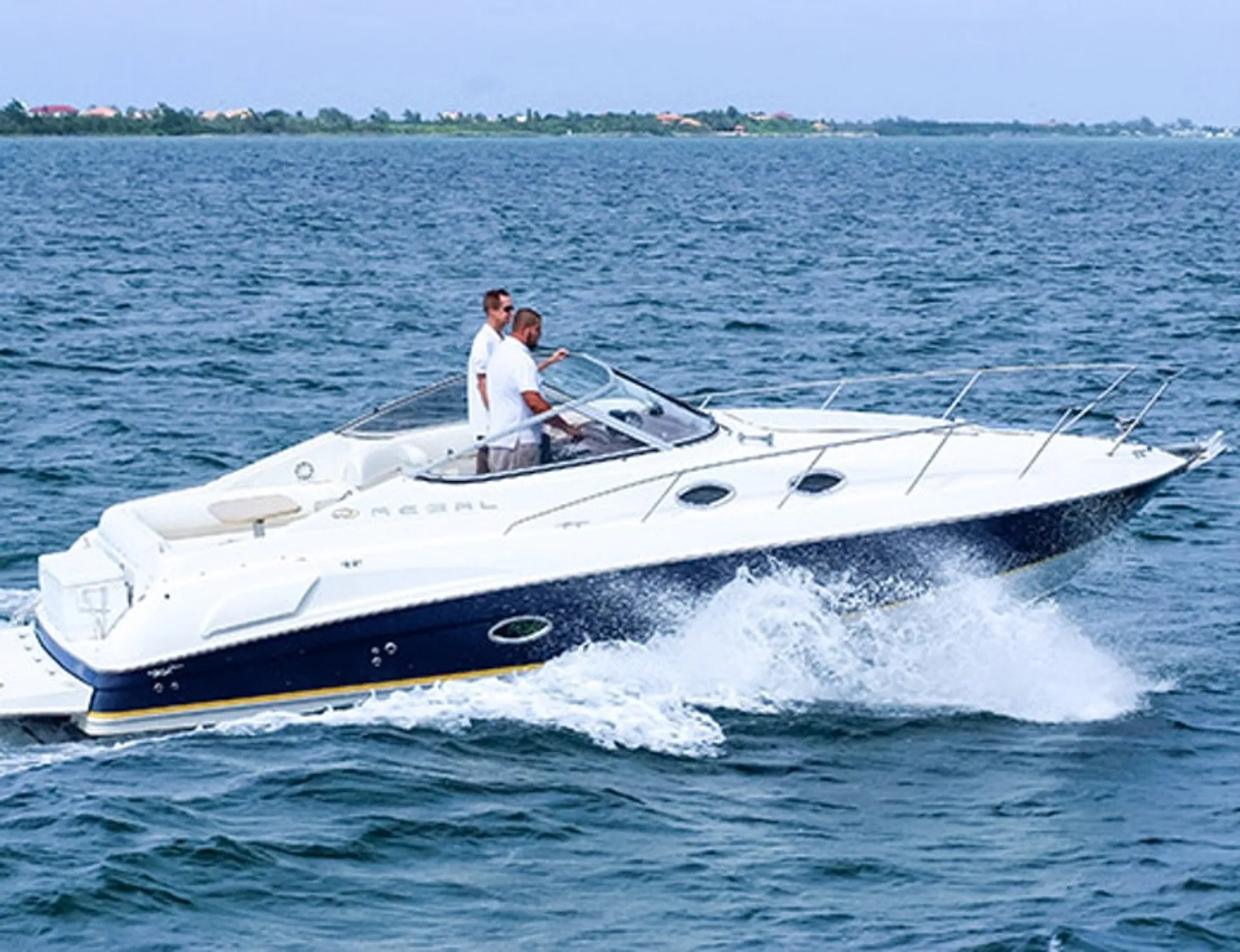 Regal 32 Express in George Town, George Town — photo 3