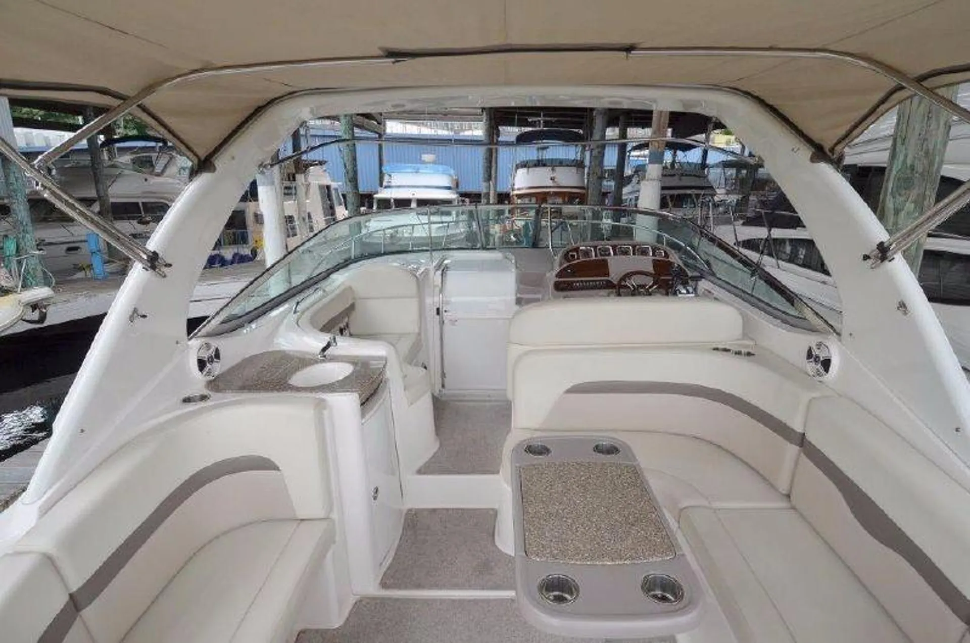 Chaparral Boats 330 Signature in Everett, WA — photo 2